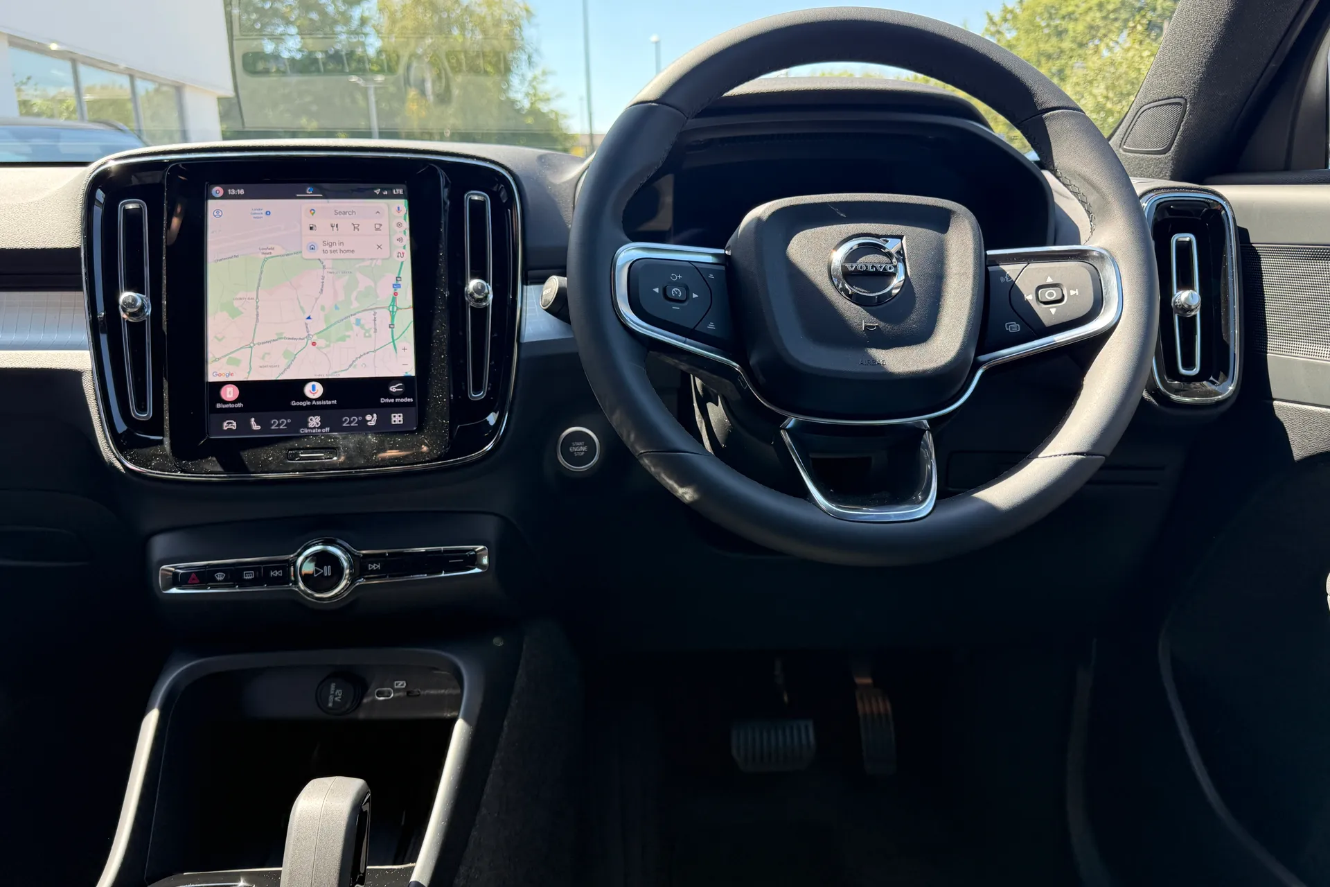 Volvo XC40 thumbnail image number 31