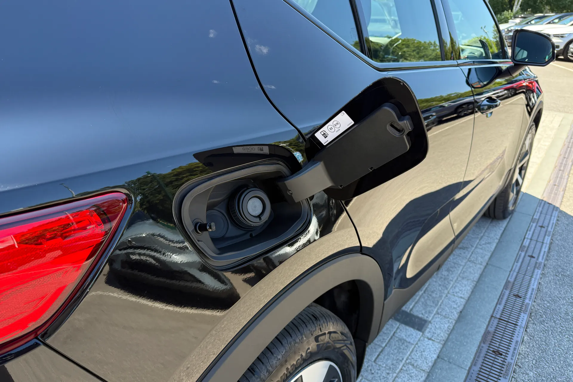 Volvo XC40 thumbnail image number 15