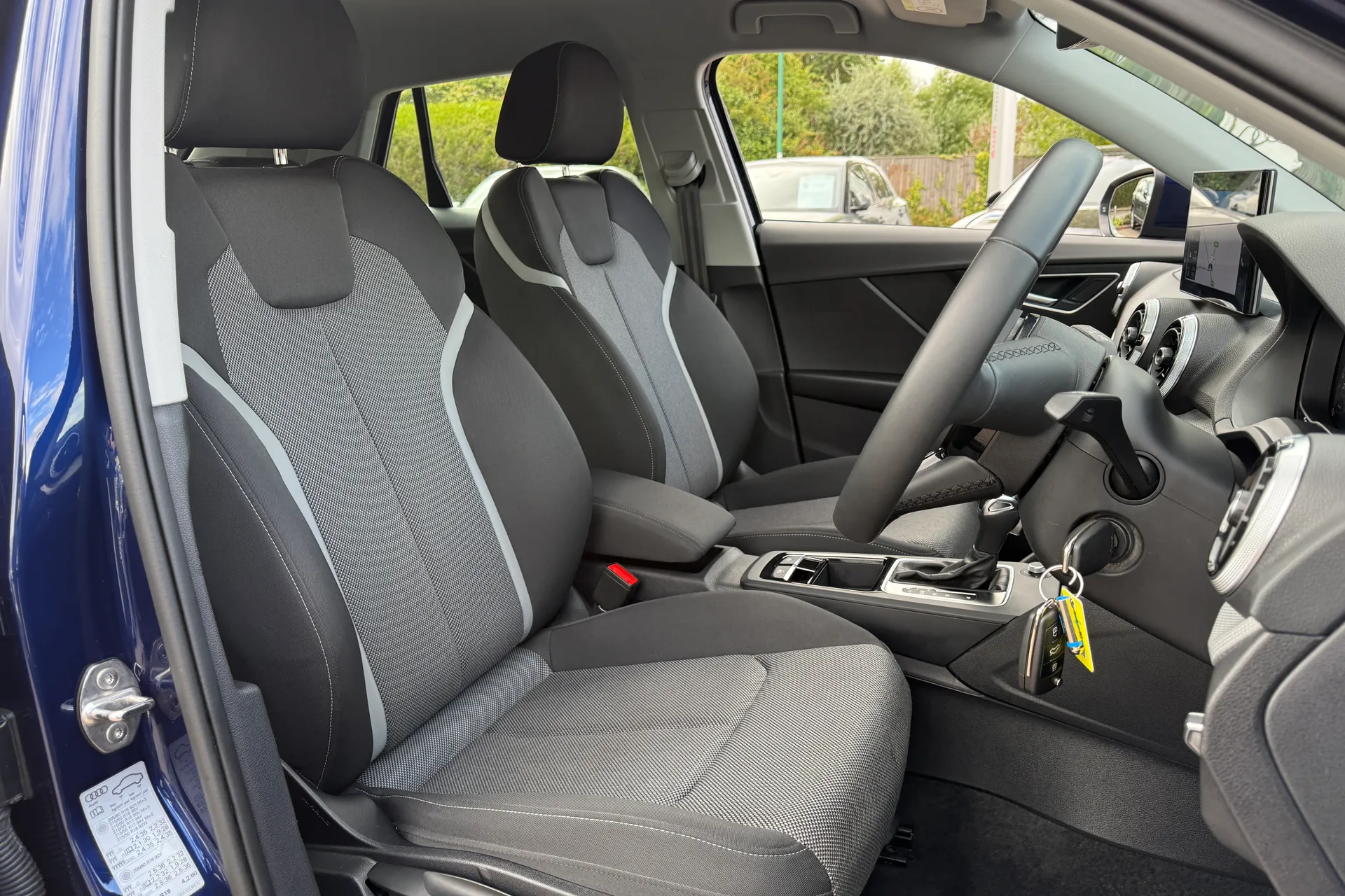 Audi Q2 thumbnail image number 26