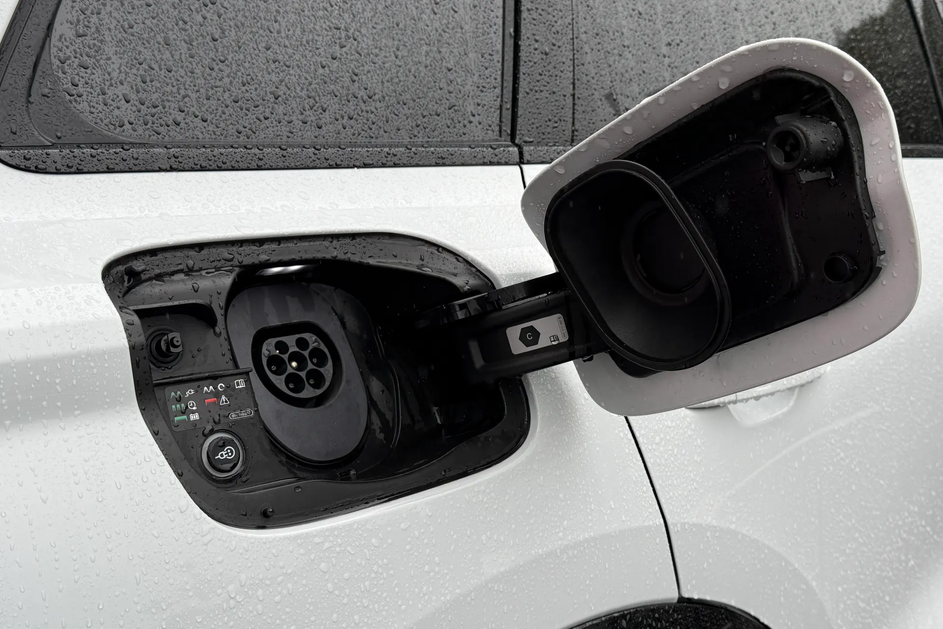Audi Q6 thumbnail image number 29