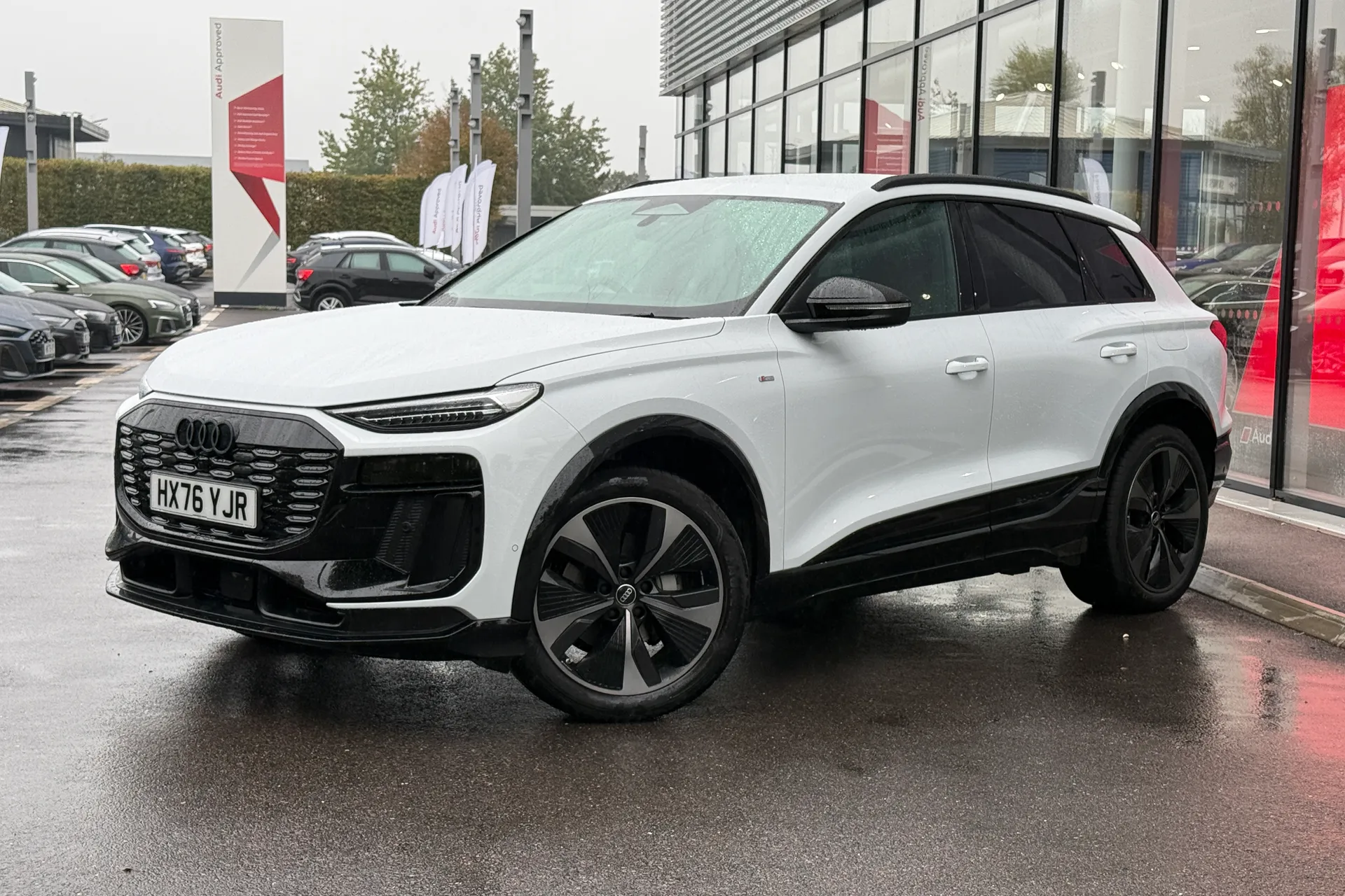 Audi Q6 thumbnail image number 5
