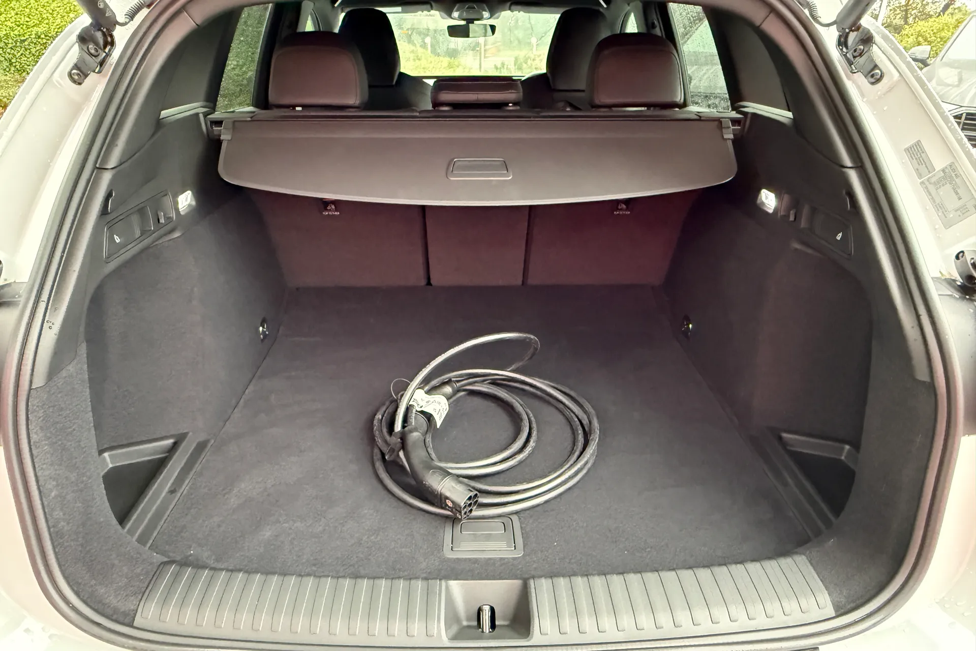Audi Q6 thumbnail image number 48