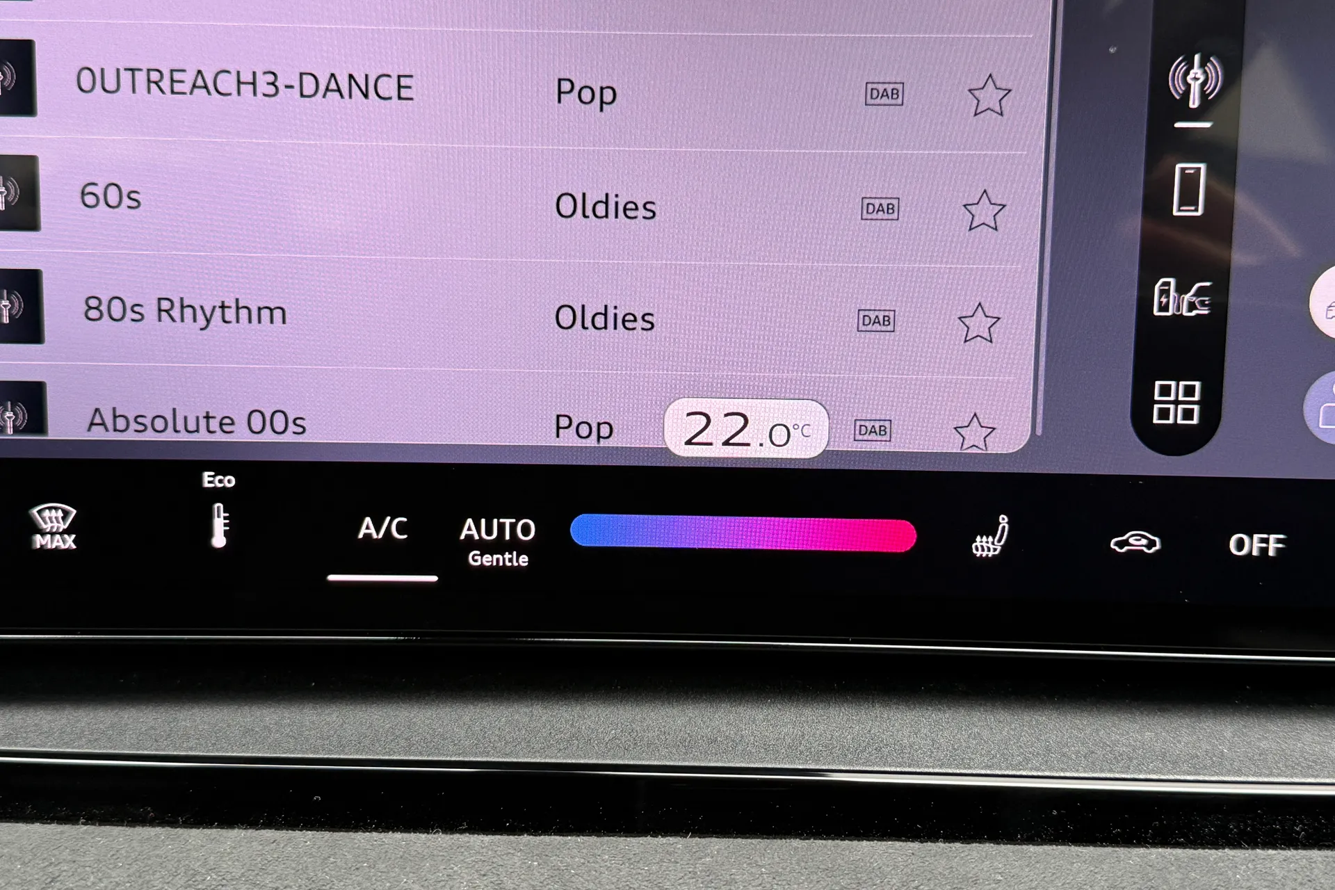 Audi Q6 thumbnail image number 18