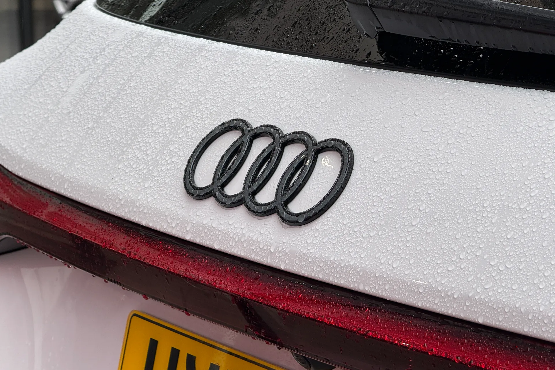 Audi Q6 thumbnail image number 26