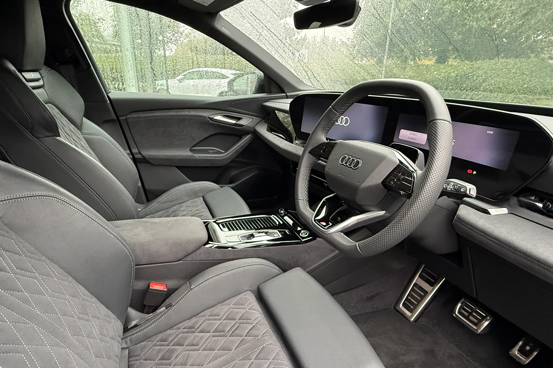 Audi Q6 thumbnail image number 45