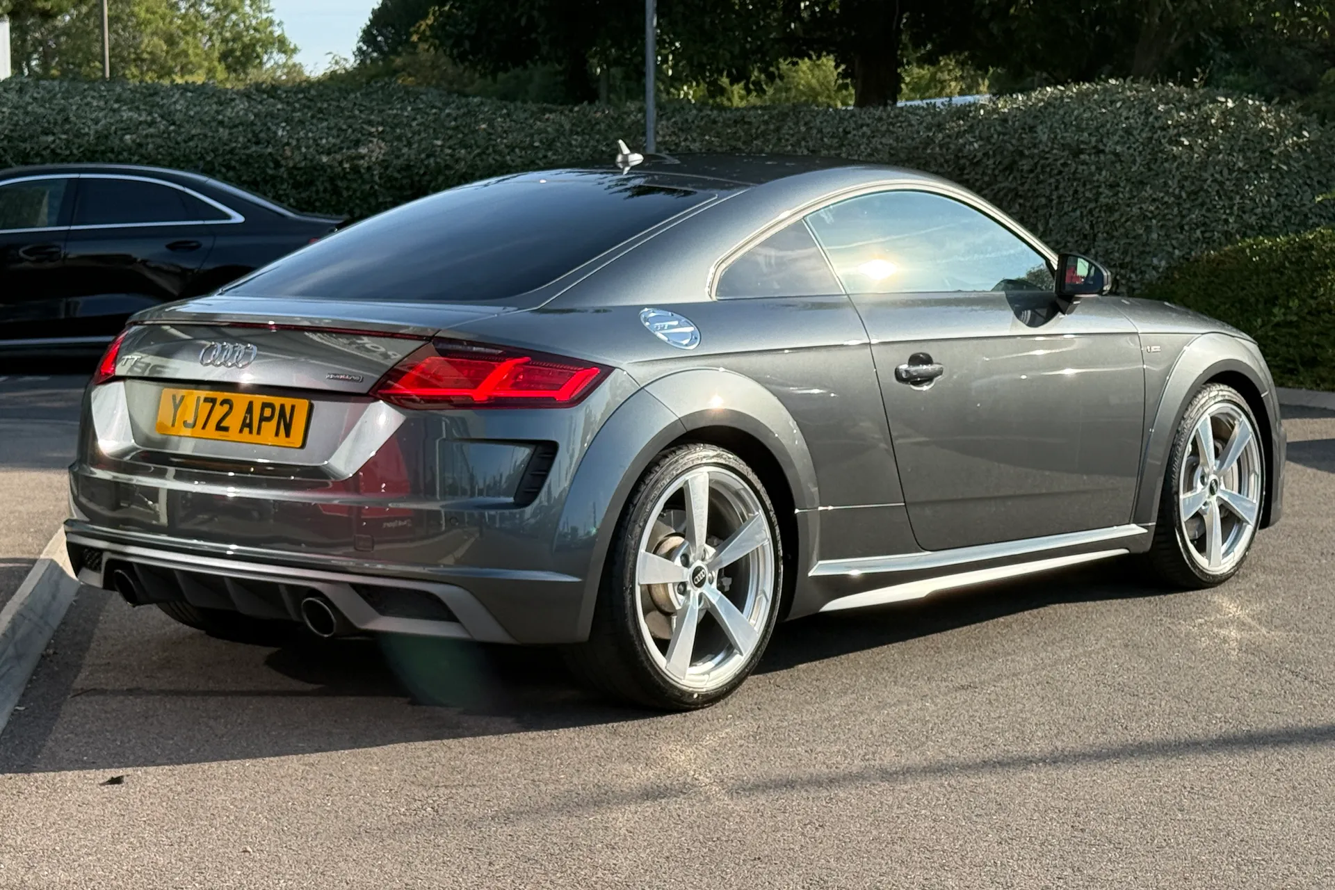 Audi TT thumbnail image number 19