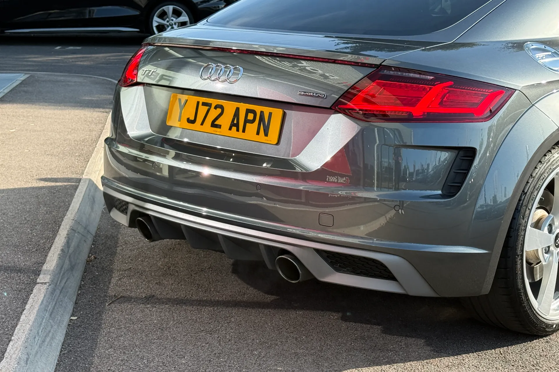 Audi TT thumbnail image number 23