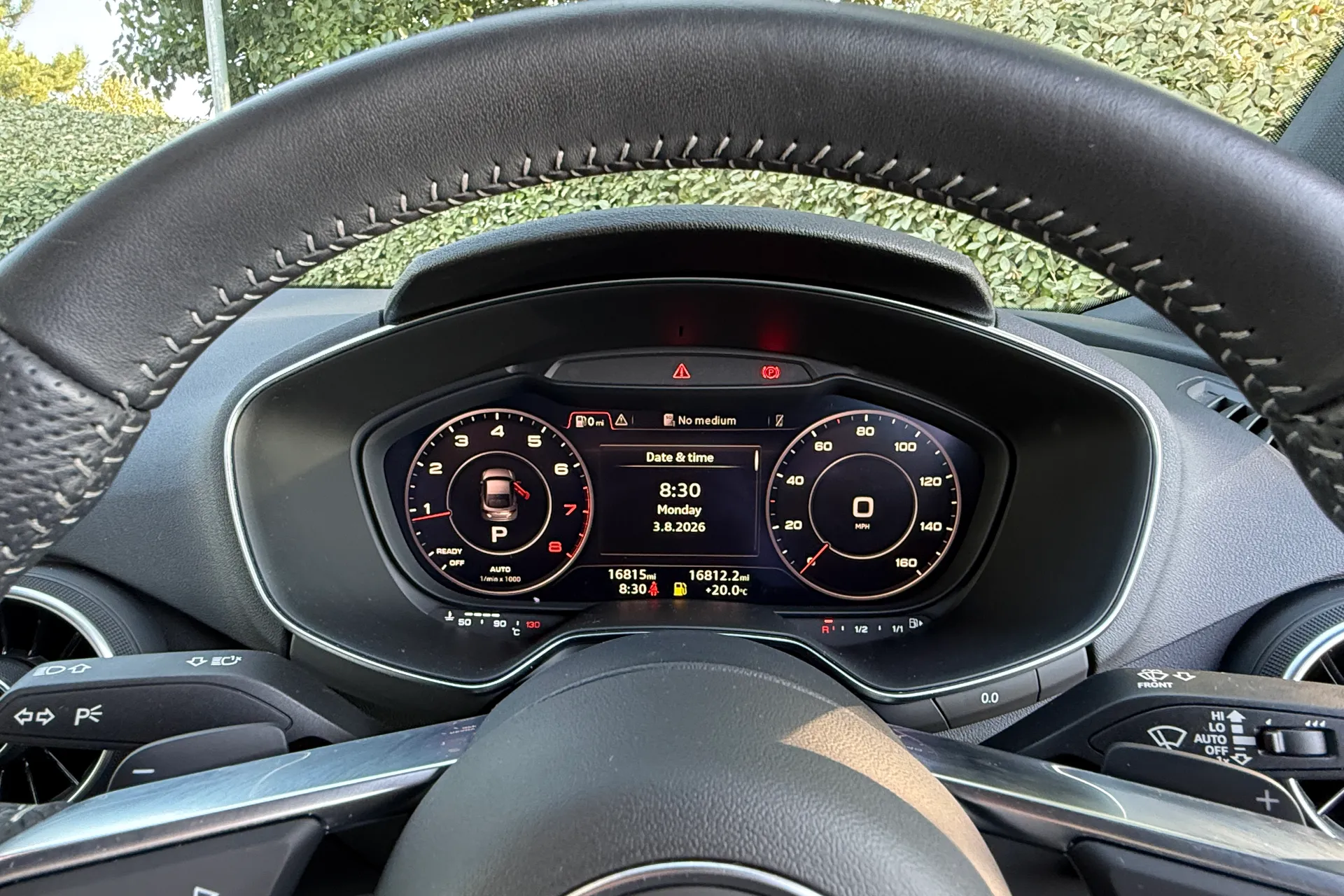 Audi TT thumbnail image number 22