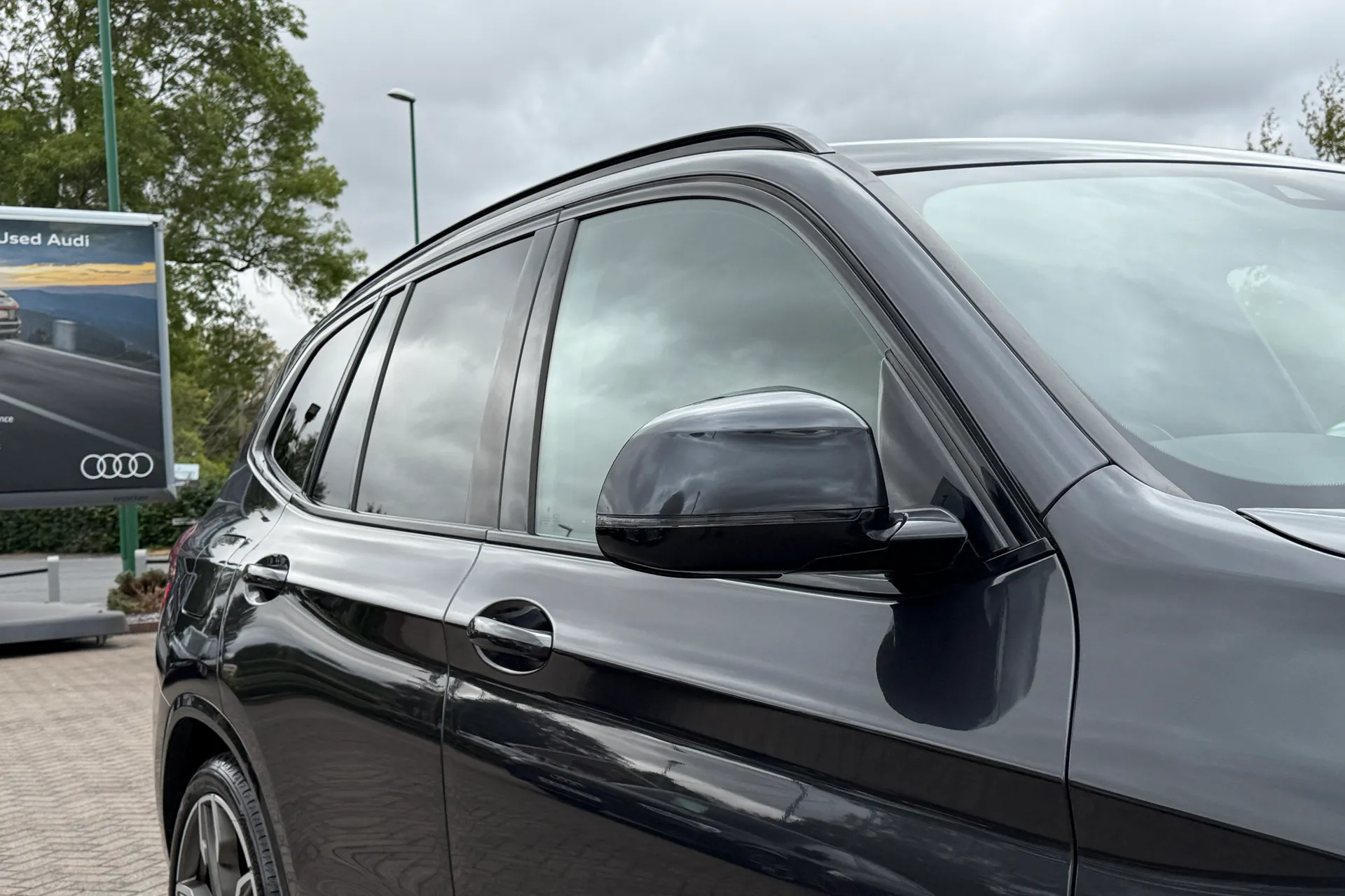 BMW X3 thumbnail image number 46