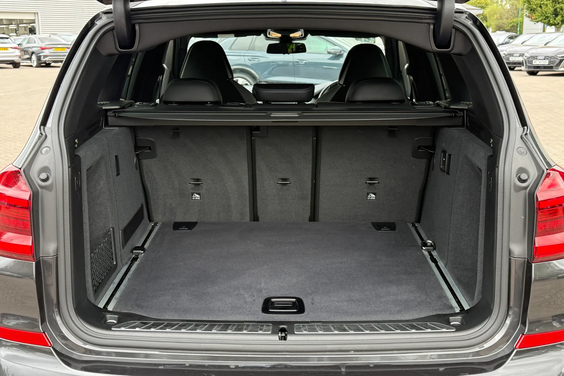 BMW X3 thumbnail image number 31