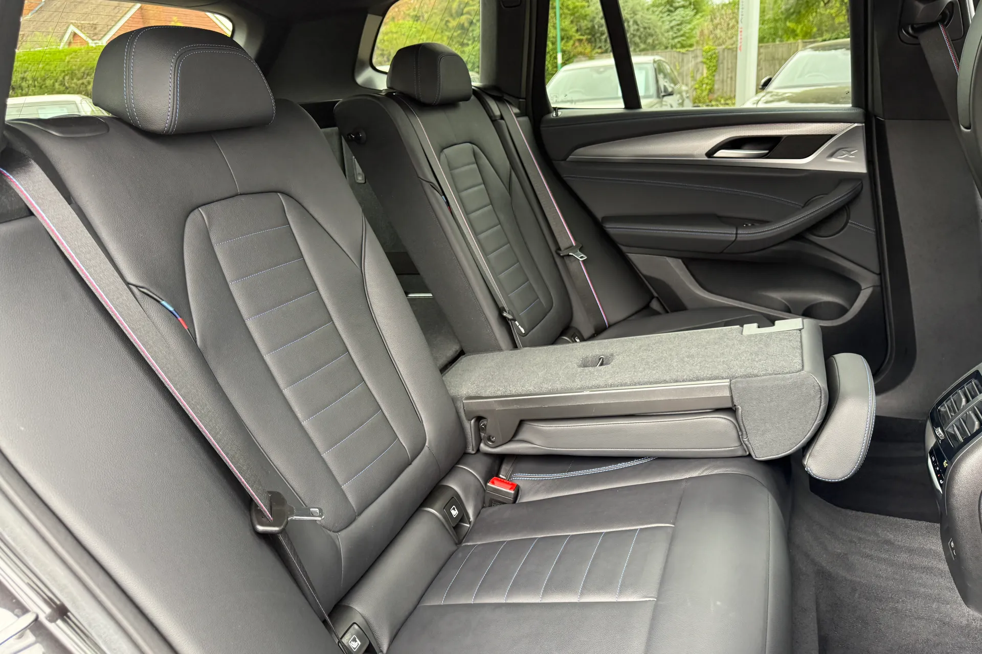 BMW X3 thumbnail image number 43