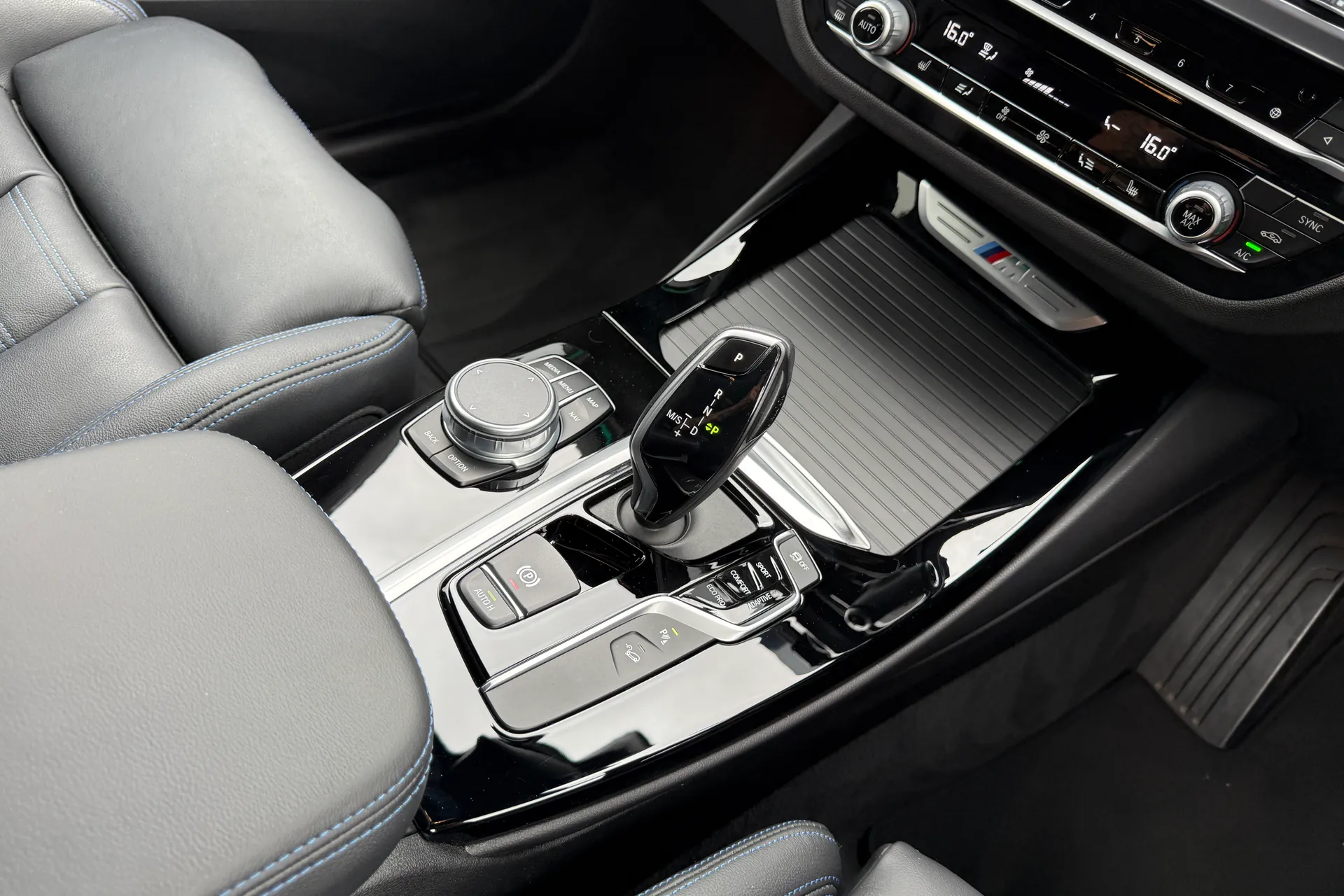 BMW X3 thumbnail image number 35
