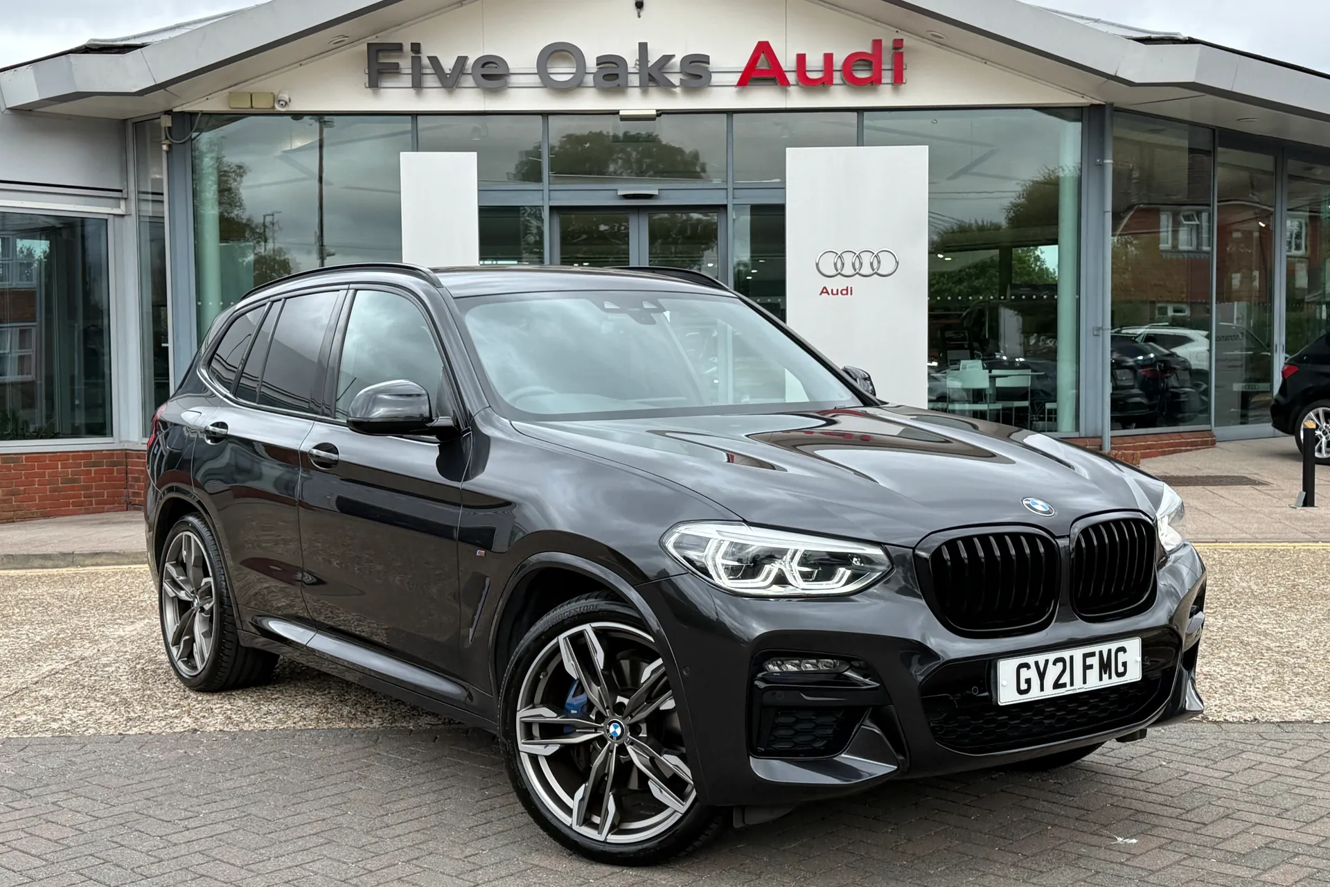 BMW X3 focused image