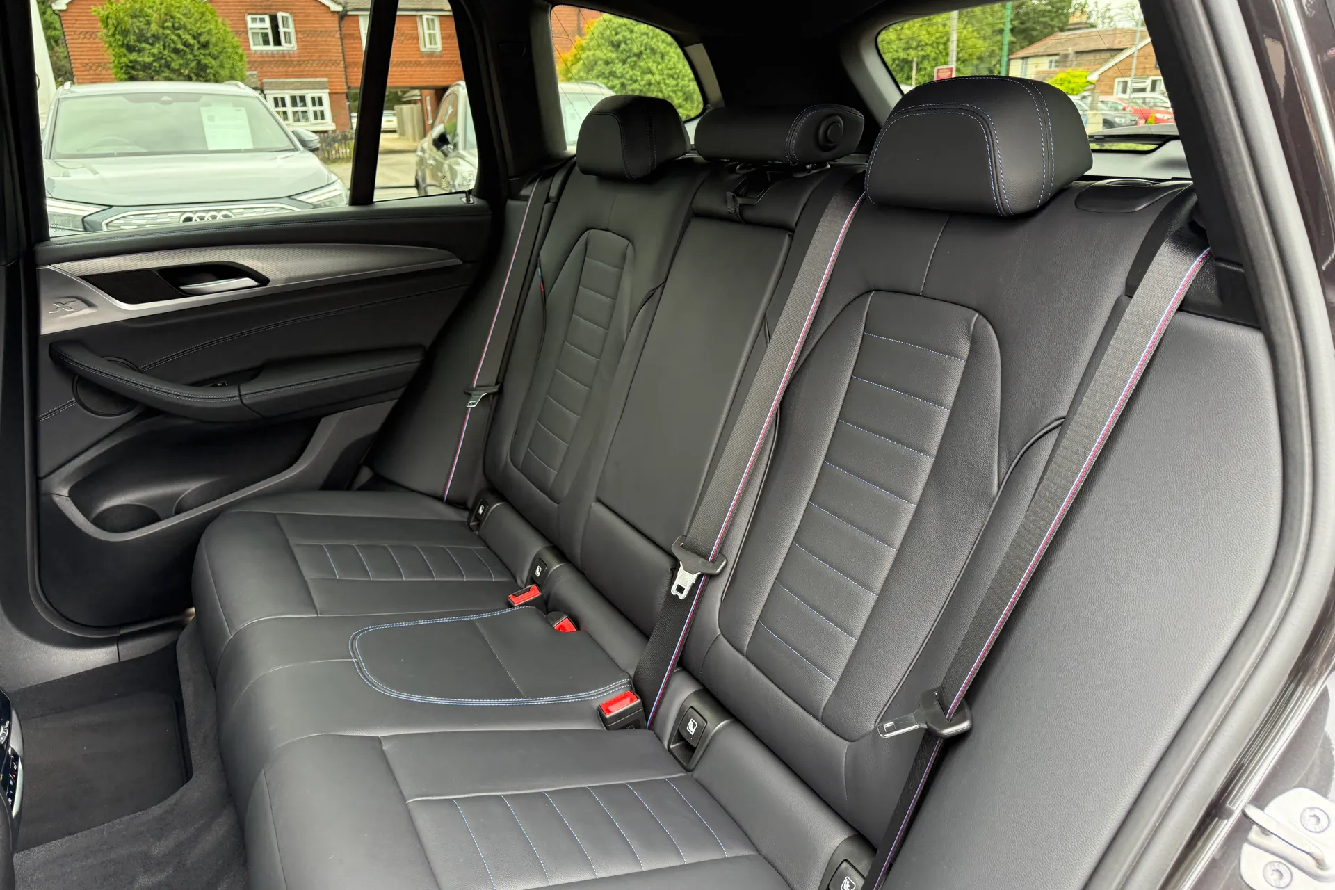 BMW X3 thumbnail image number 39