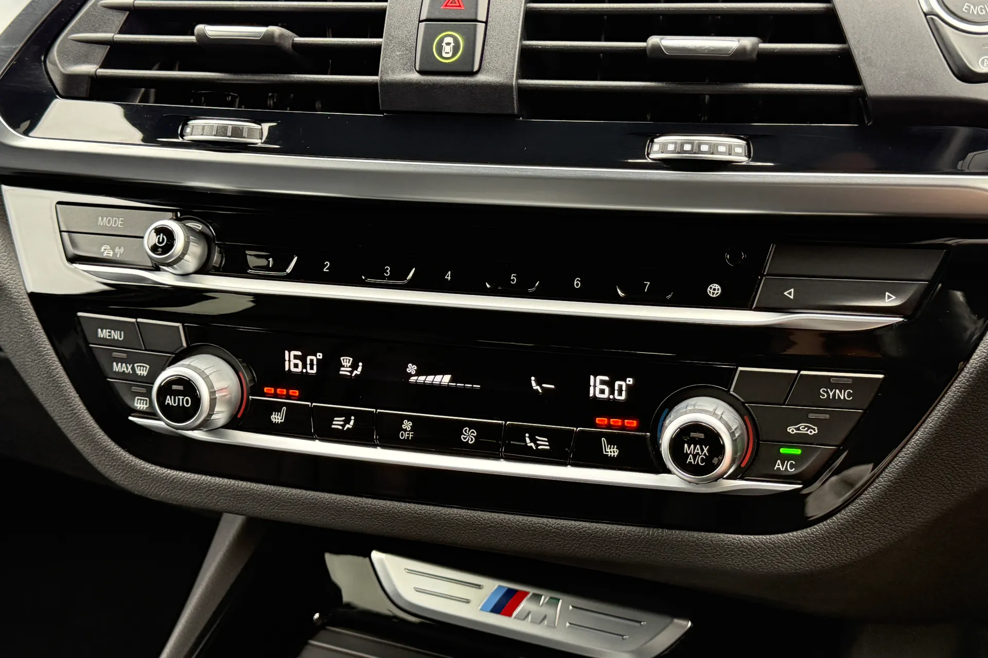 BMW X3 thumbnail image number 11