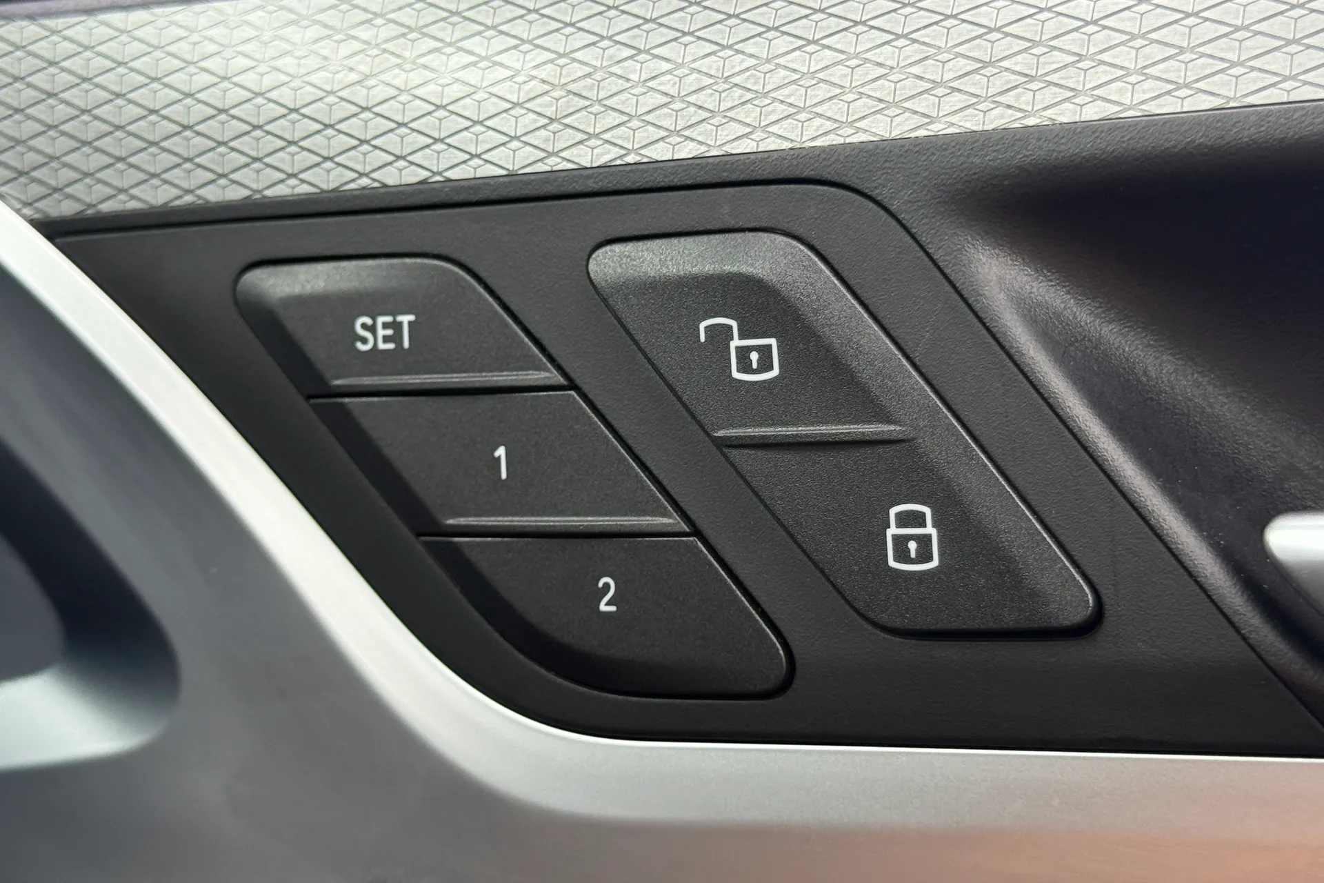 BMW X3 thumbnail image number 12