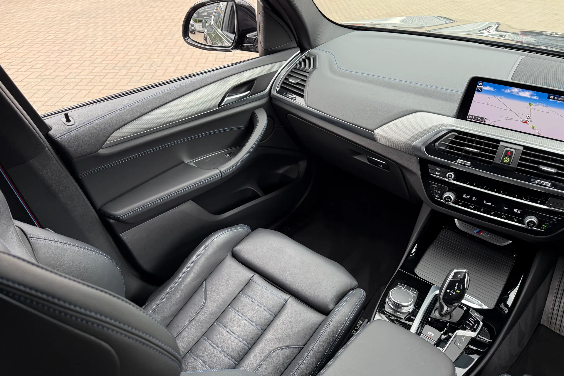 BMW X3 thumbnail image number 34