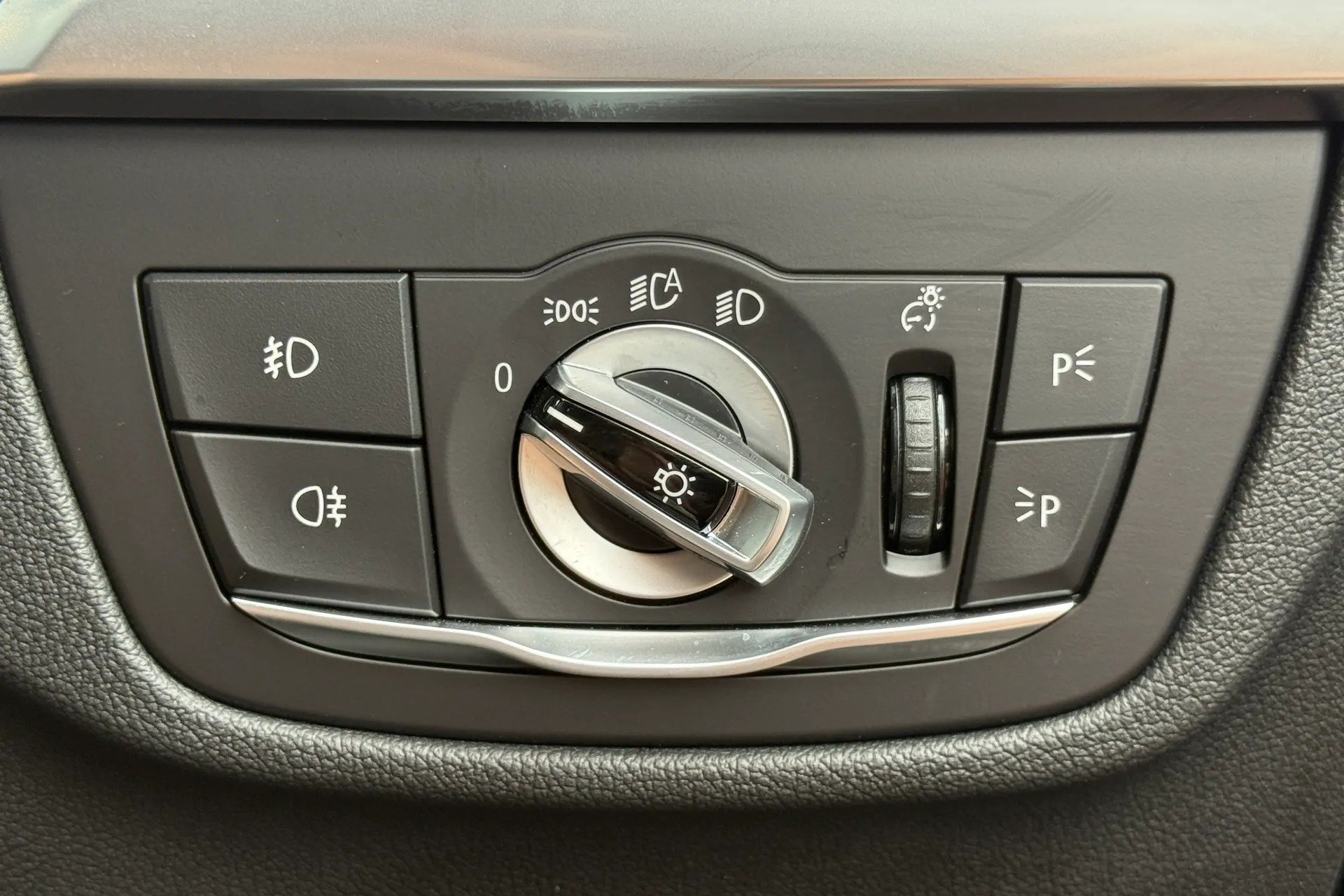 BMW X3 thumbnail image number 19