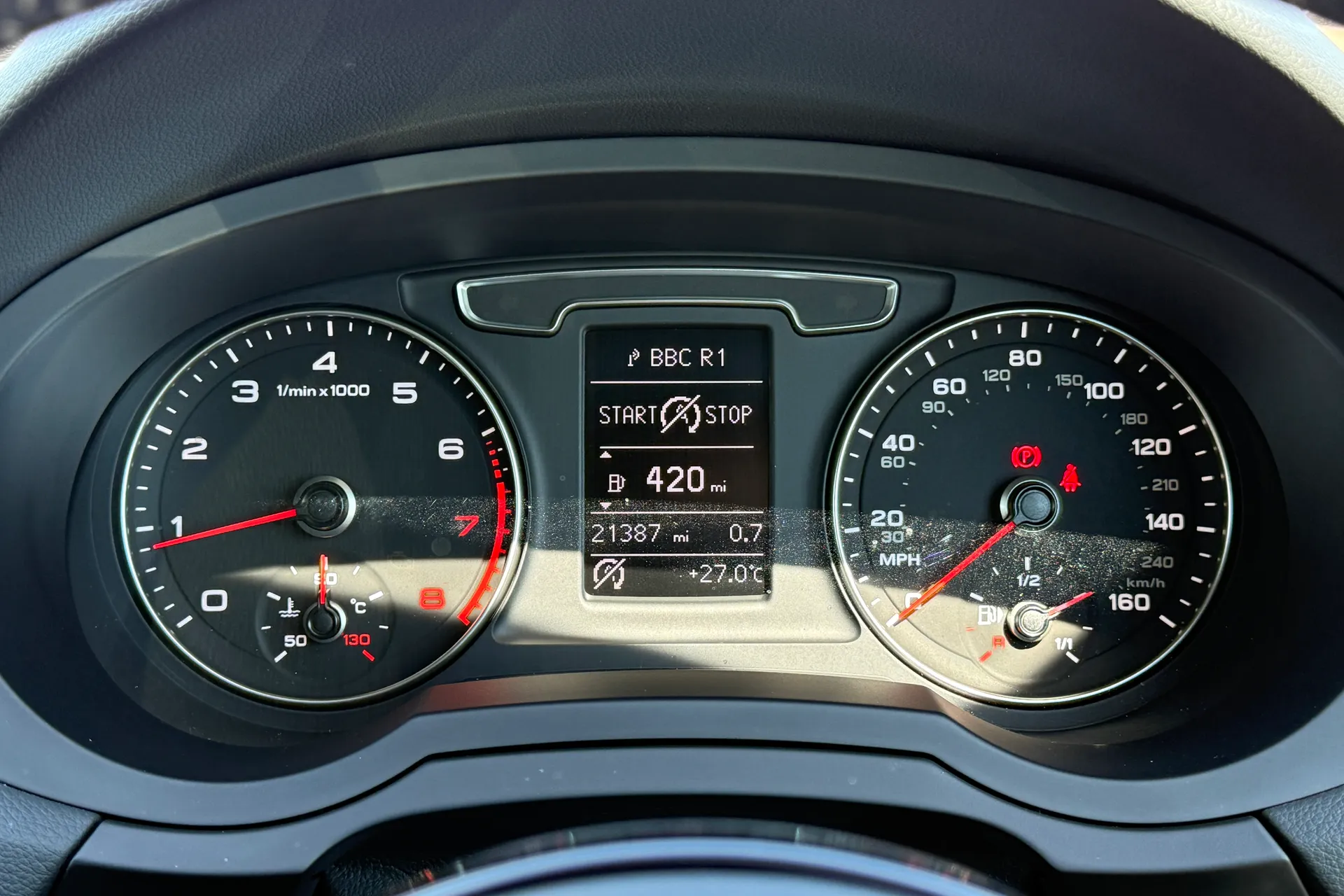 Audi Q3 thumbnail image number 13