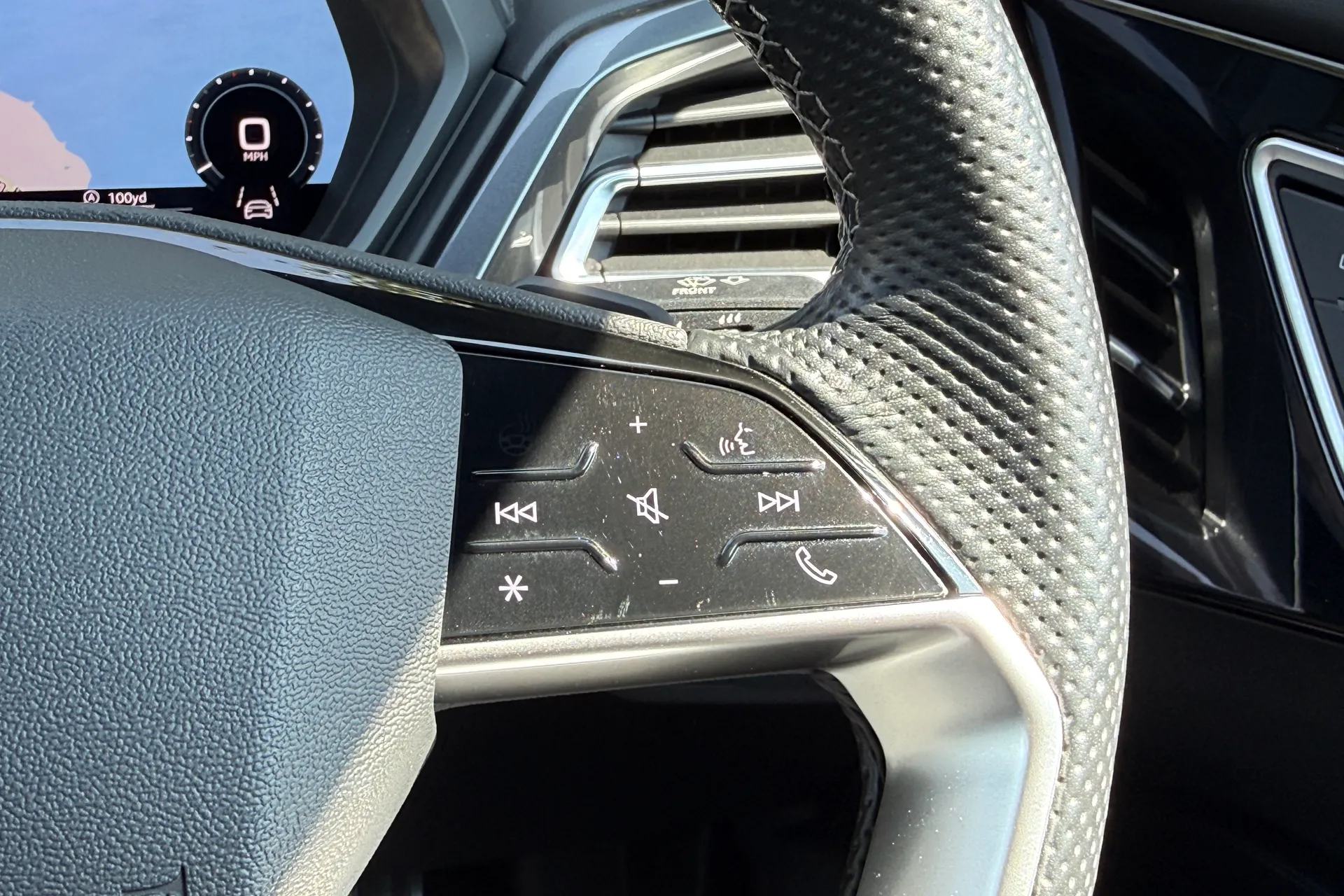 Audi Q4 thumbnail image number 55