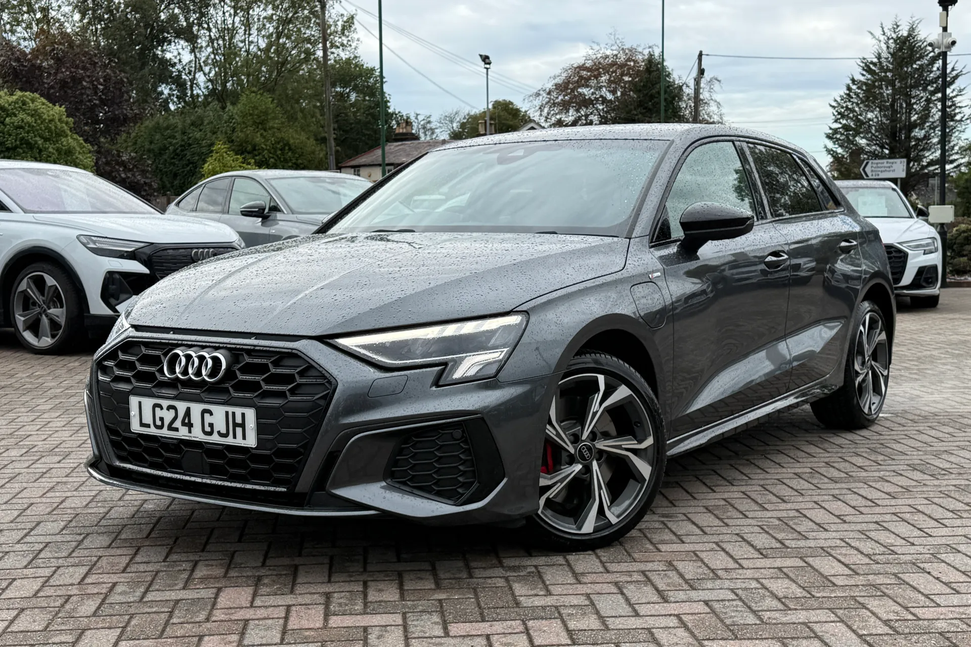 Audi A3 thumbnail image number 25