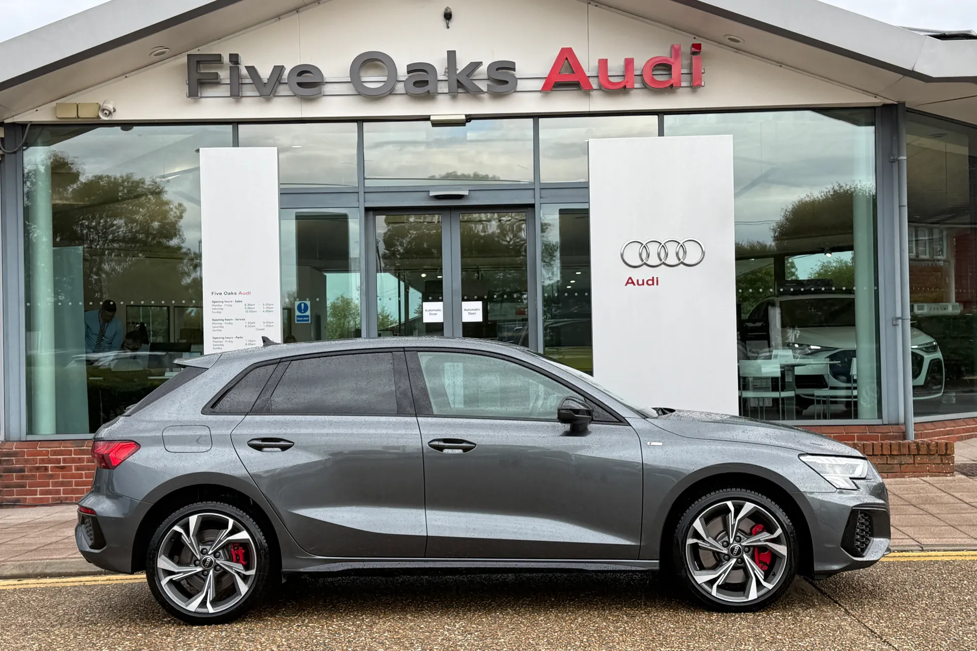 Audi A3 thumbnail image number 2