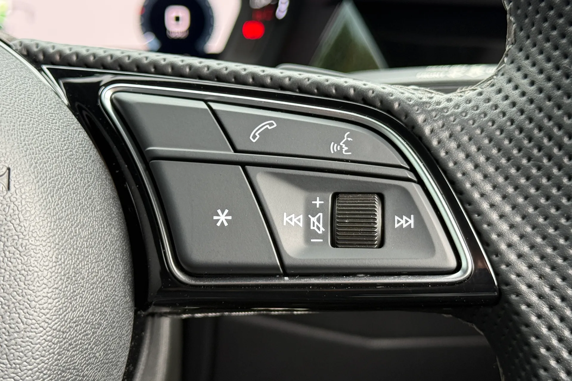 Audi A3 thumbnail image number 21