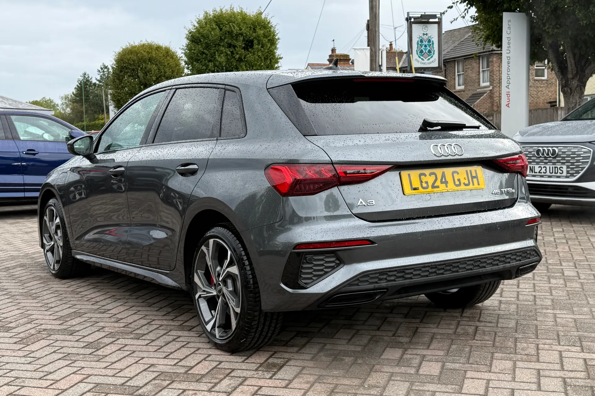 Audi A3 thumbnail image number 32