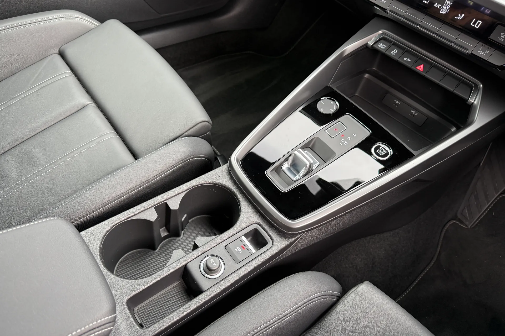 Audi A3 thumbnail image number 34
