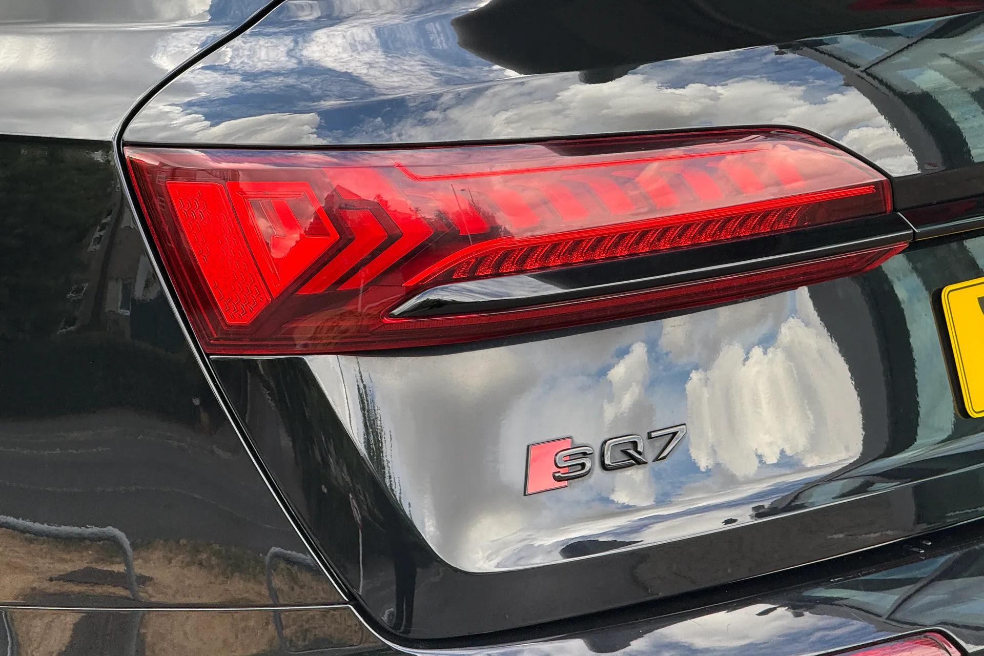 Audi Q7 thumbnail image number 50