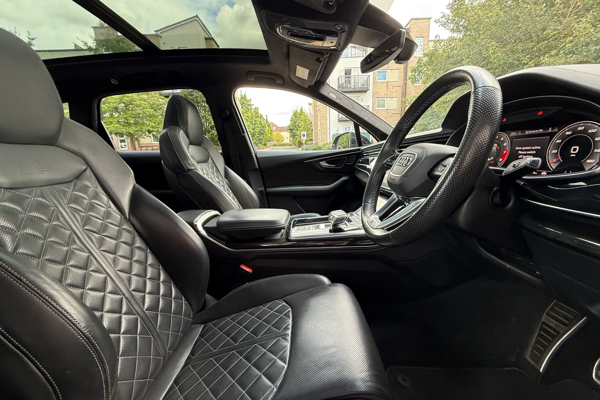 Audi Q7 thumbnail image number 33