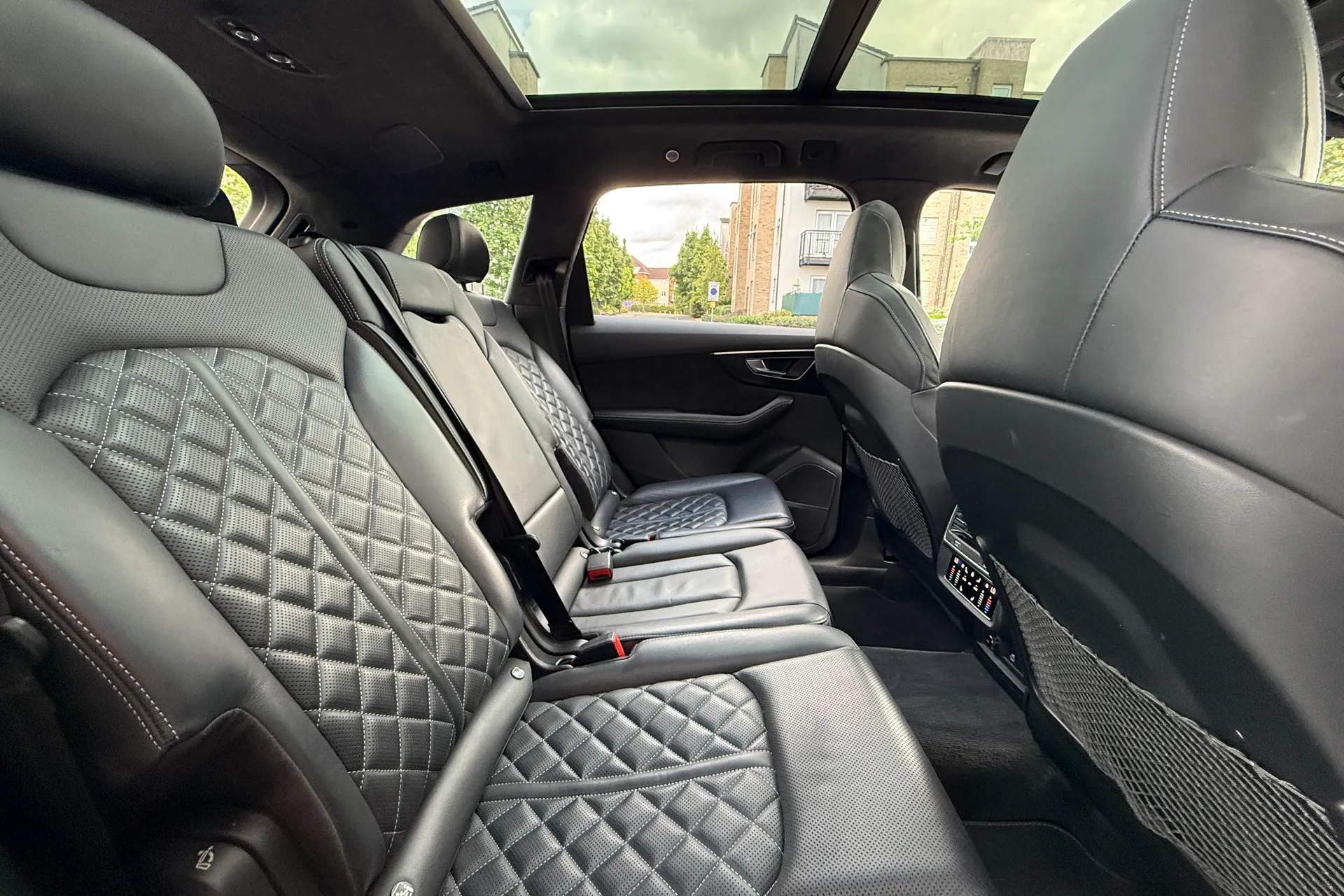 Audi Q7 thumbnail image number 40