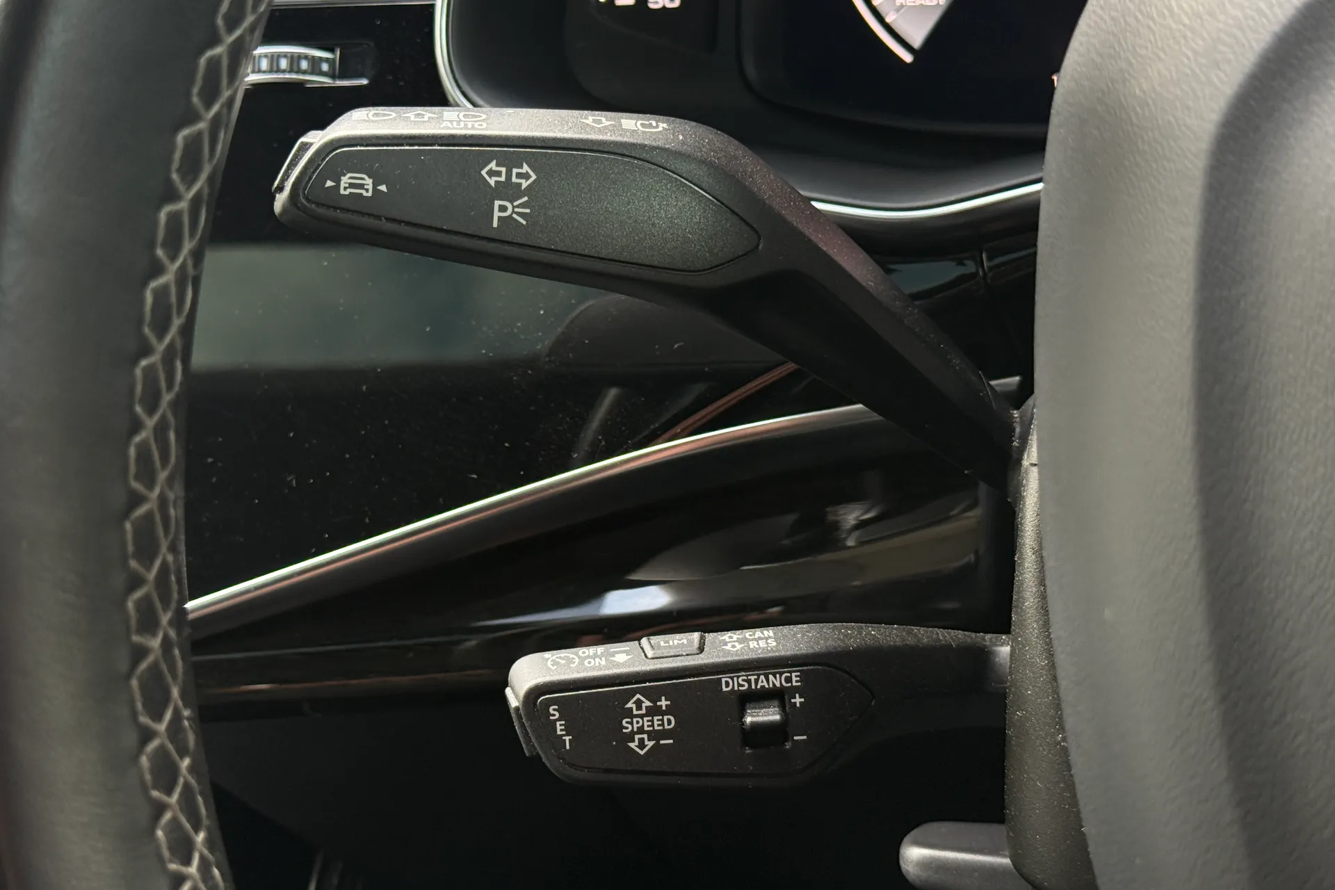 Audi Q7 thumbnail image number 13