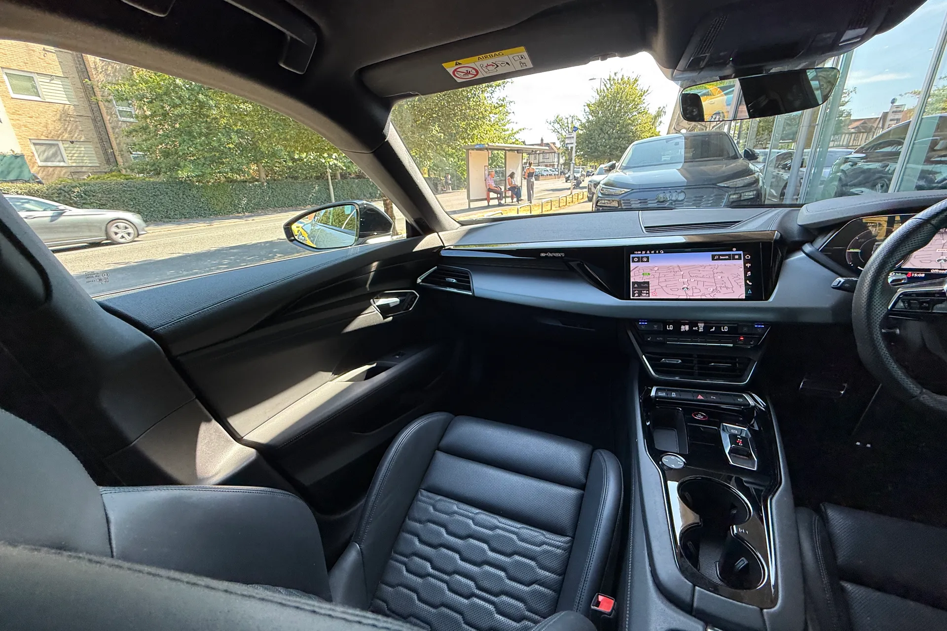 Audi RS e-tron GT thumbnail image number 42