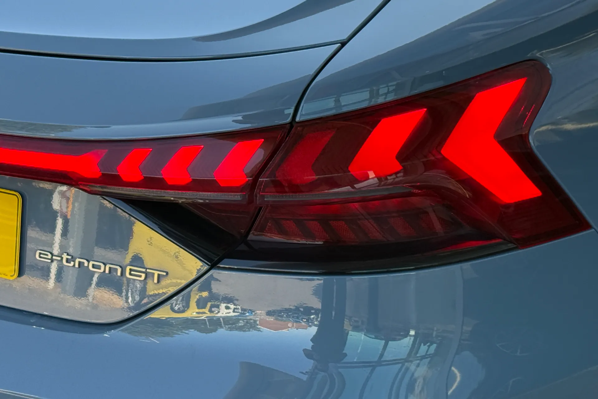 Audi RS e-tron GT thumbnail image number 43