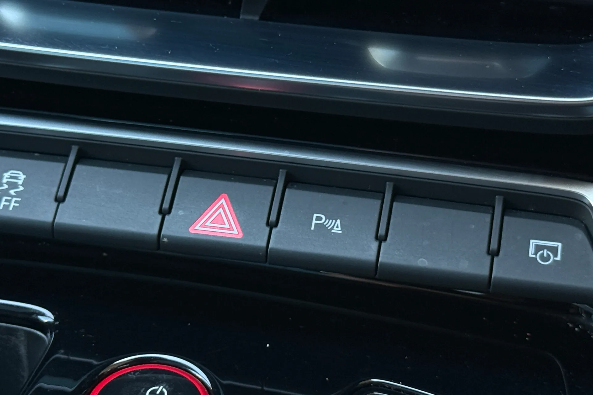 Audi RS e-tron GT thumbnail image number 22