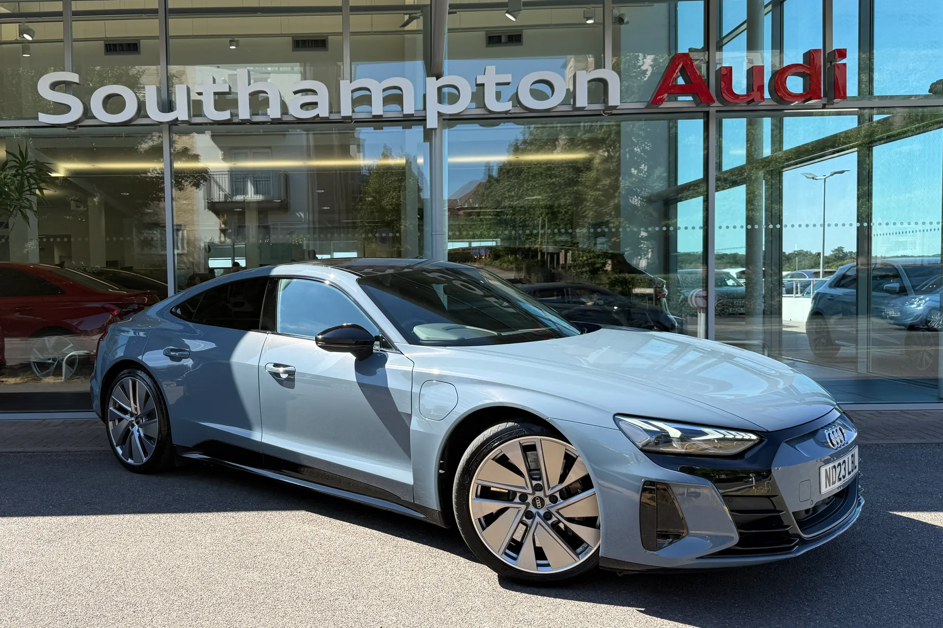 Audi RS e-tron GT thumbnail image number 57