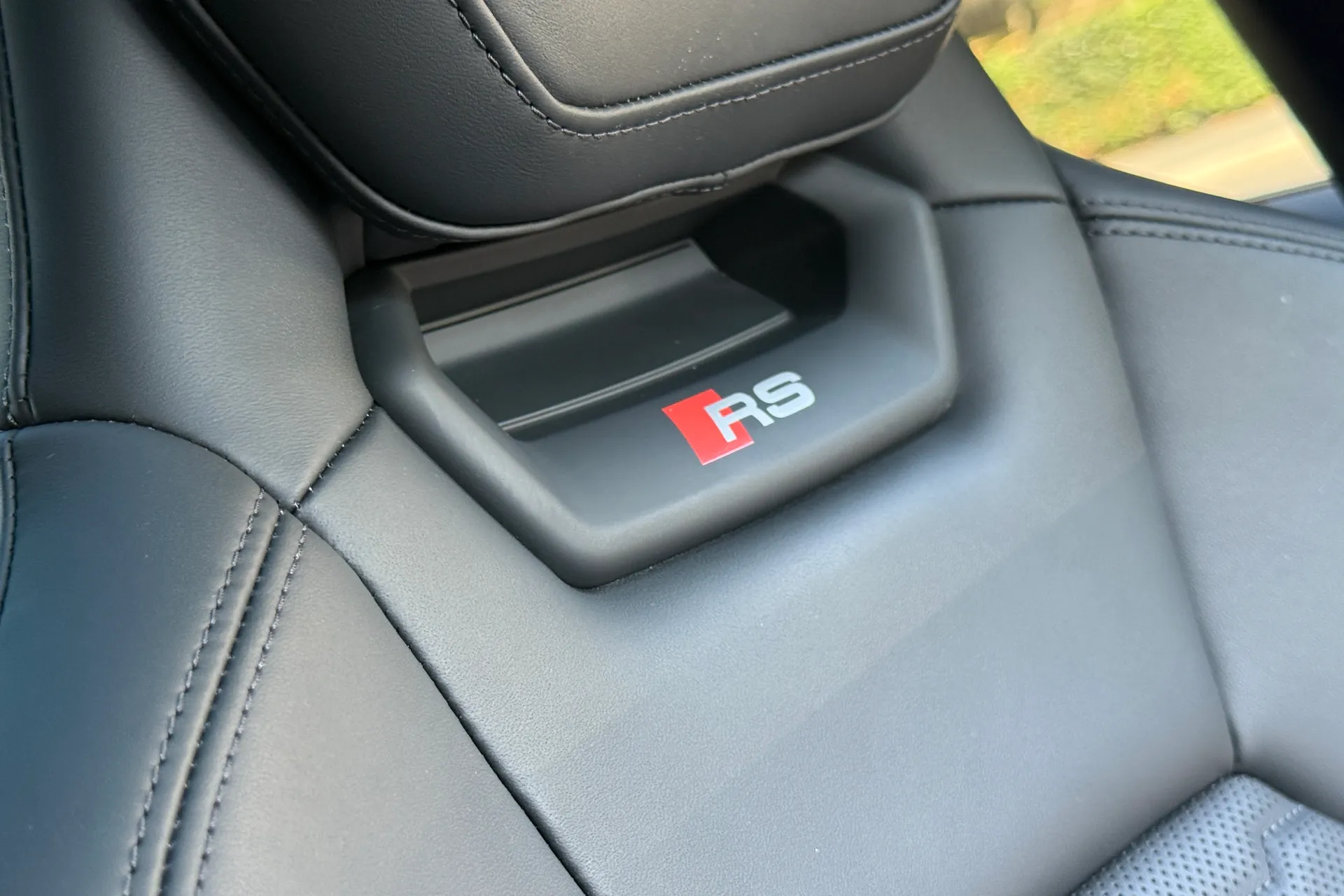 Audi RS e-tron GT thumbnail image number 28