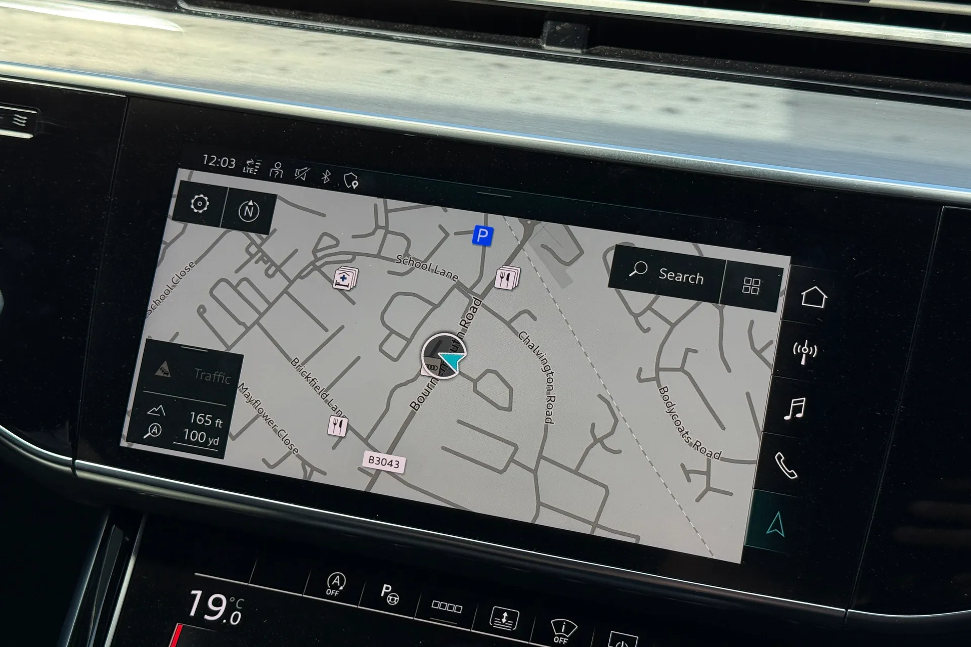 Audi A8 thumbnail image number 21
