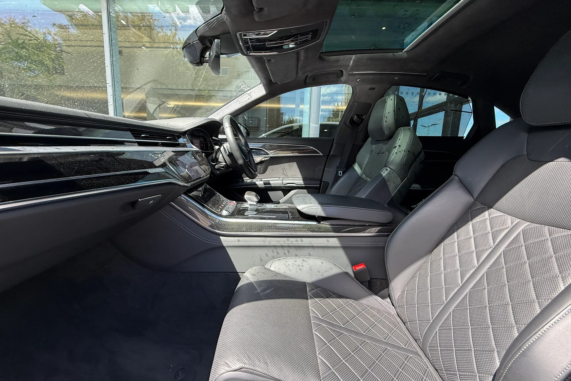 Audi A8 thumbnail image number 49