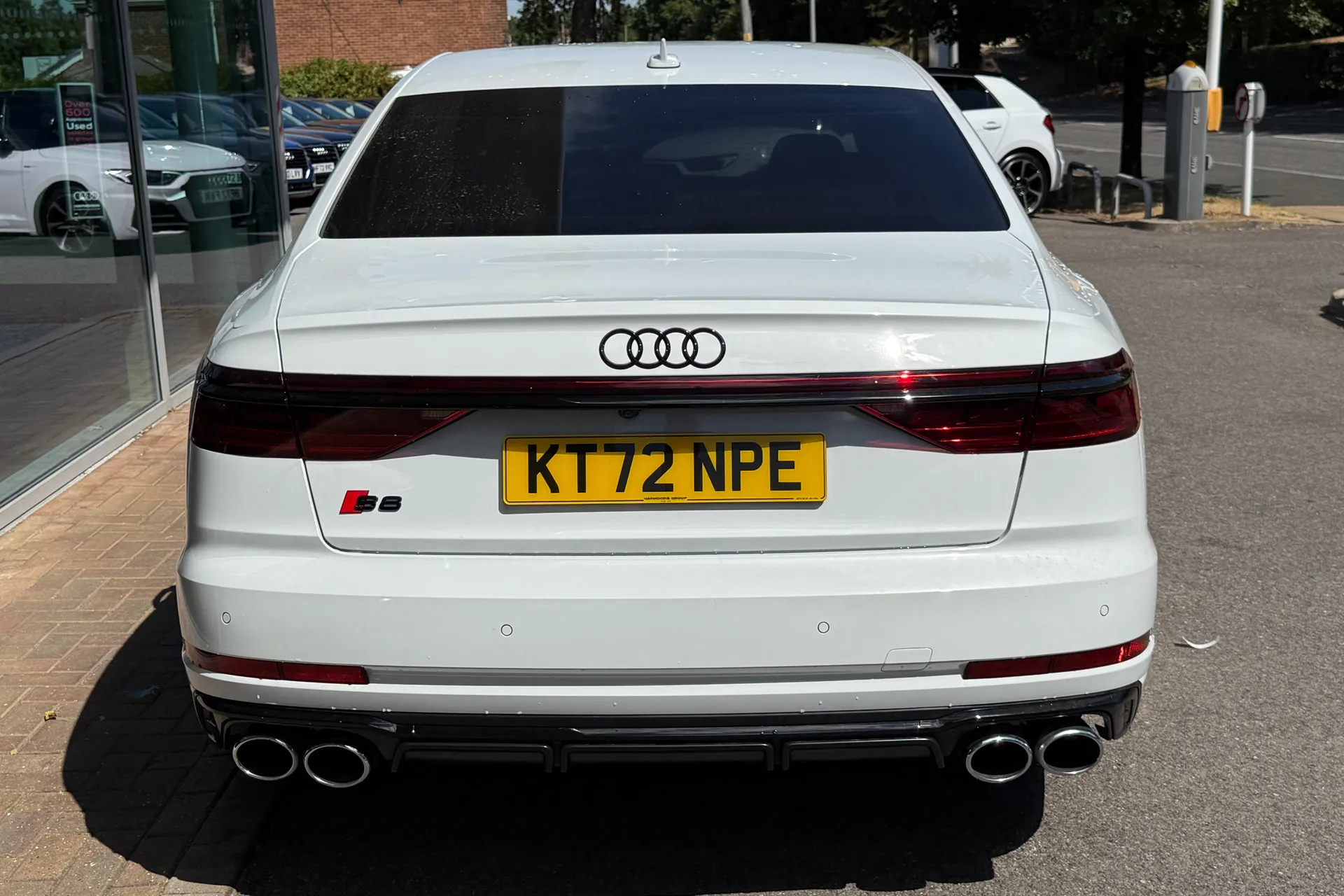 Audi A8 thumbnail image number 63