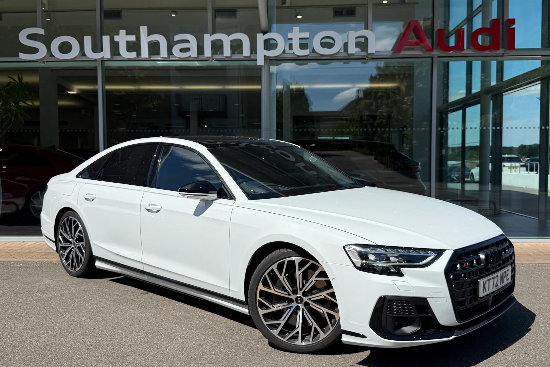 Audi A8 thumbnail image number 62