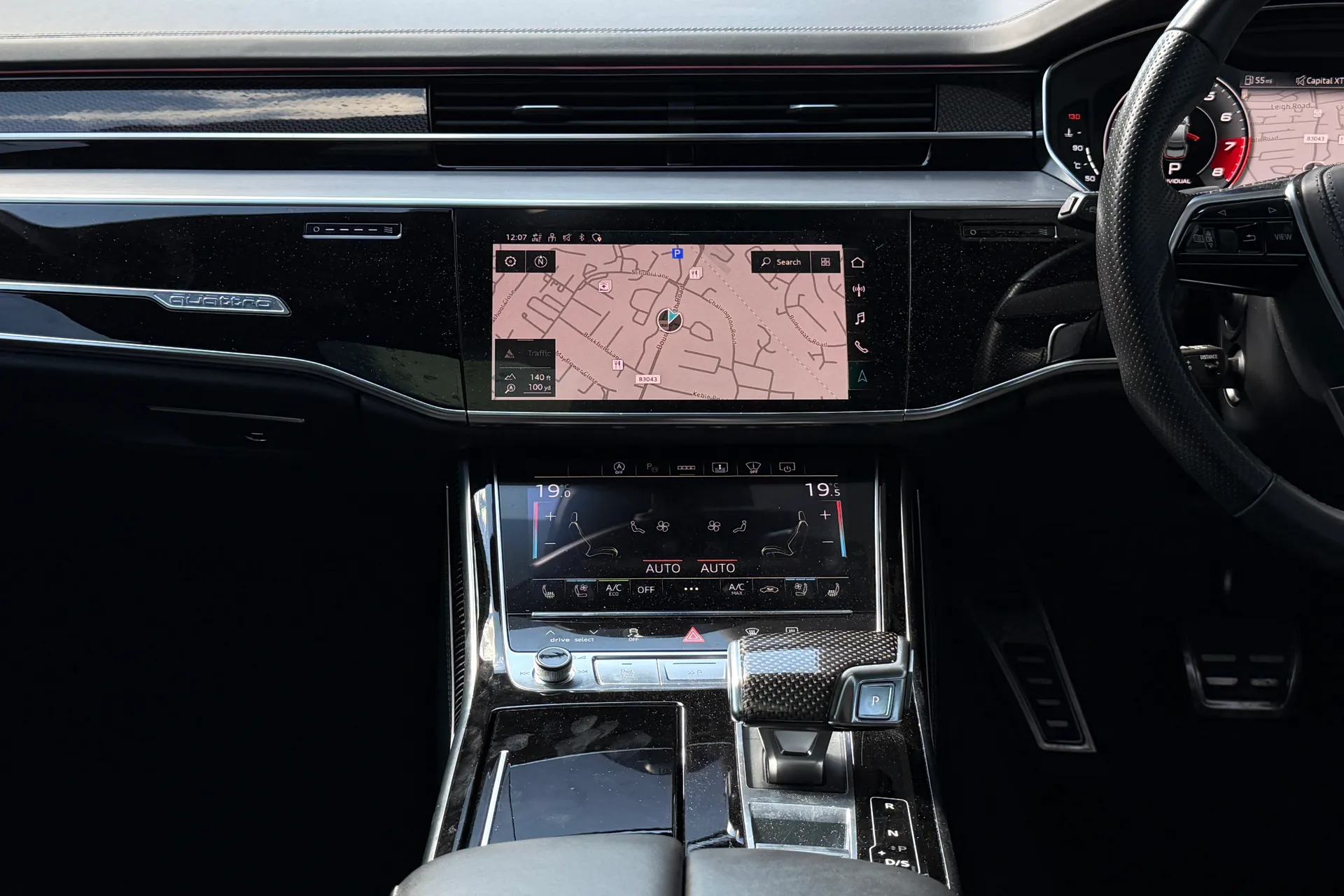 Audi A8 thumbnail image number 37