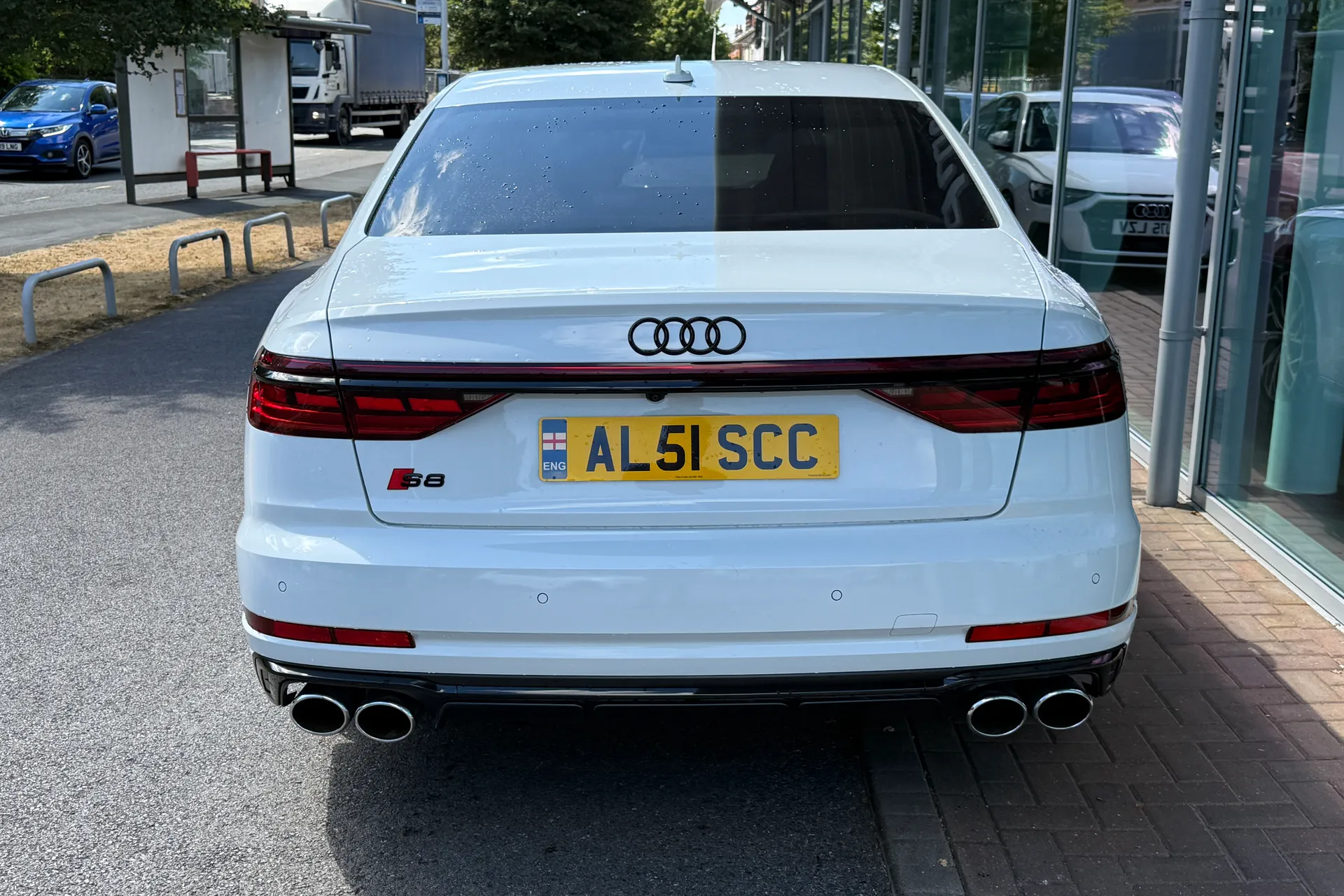 Audi A8 thumbnail image number 42