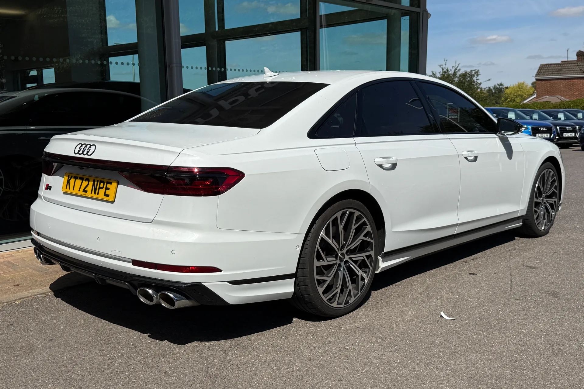 Audi A8 thumbnail image number 64