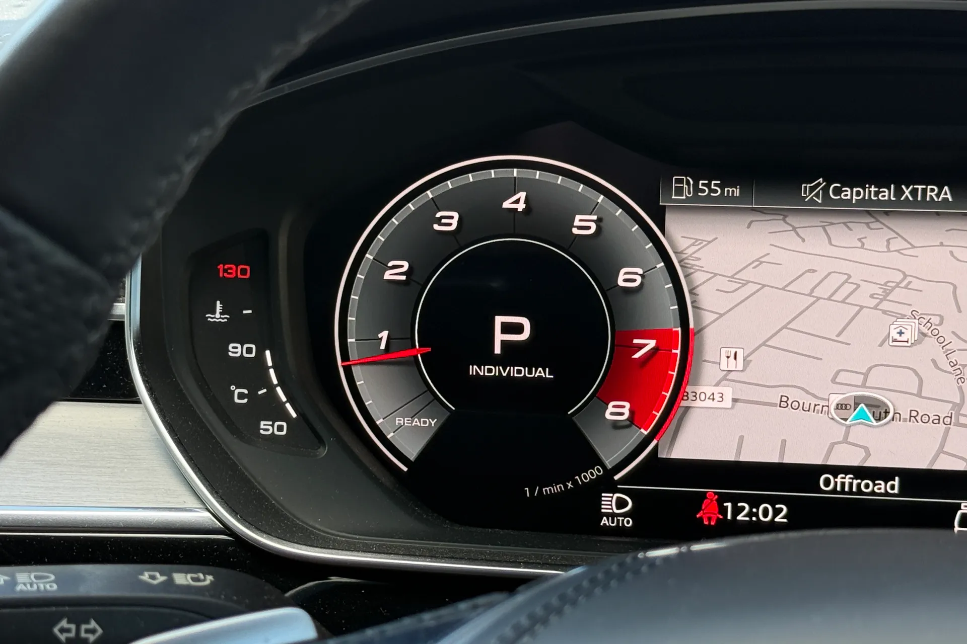 Audi A8 thumbnail image number 12