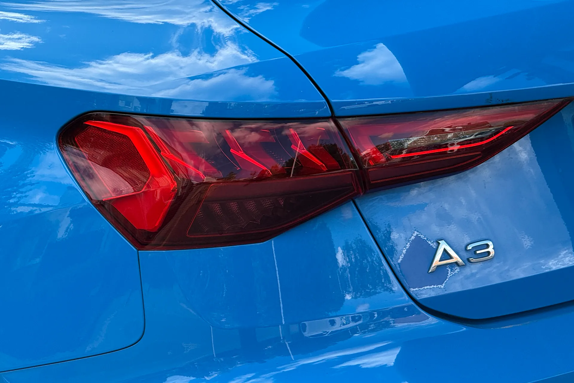 Audi A3 thumbnail image number 42