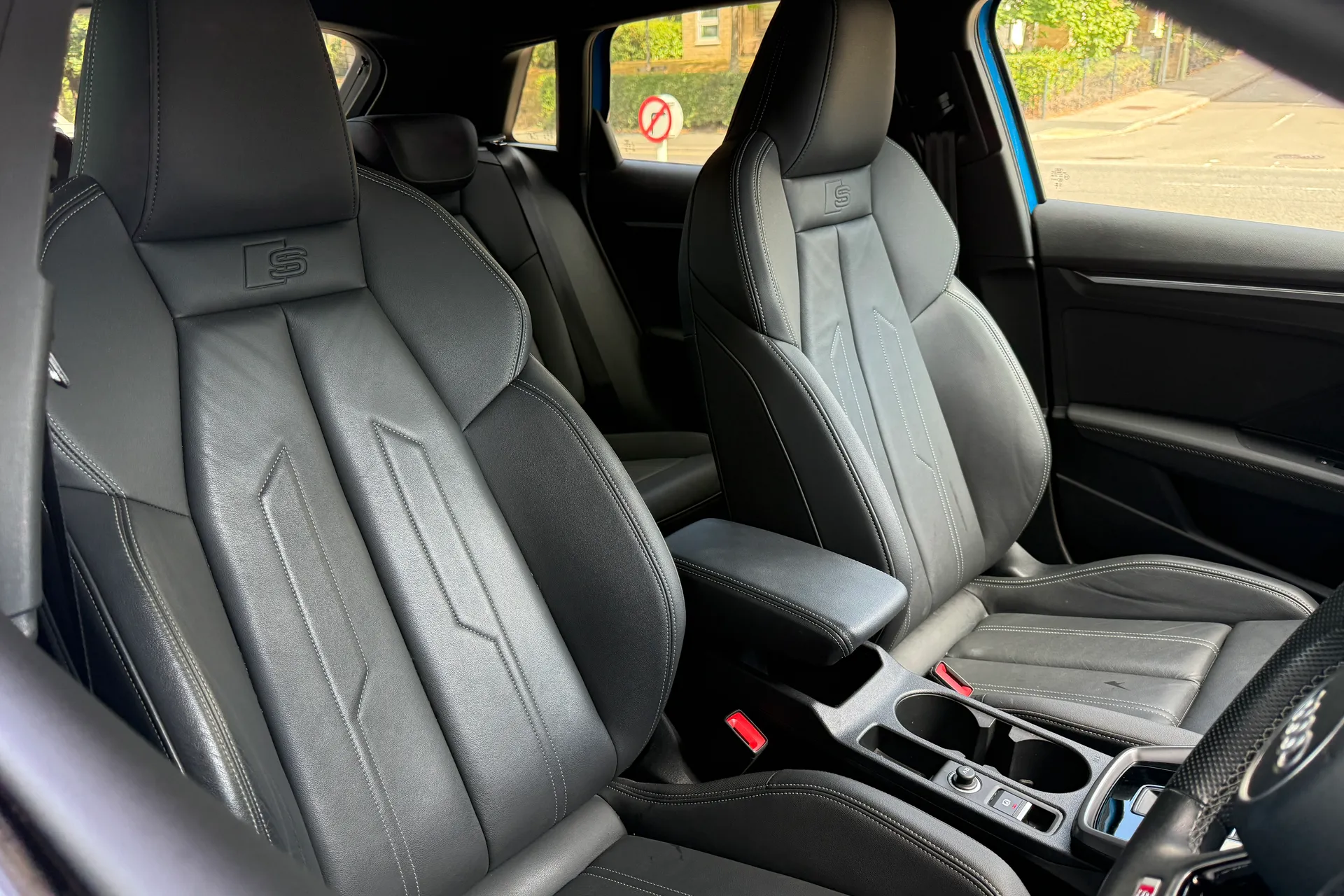 Audi A3 thumbnail image number 31