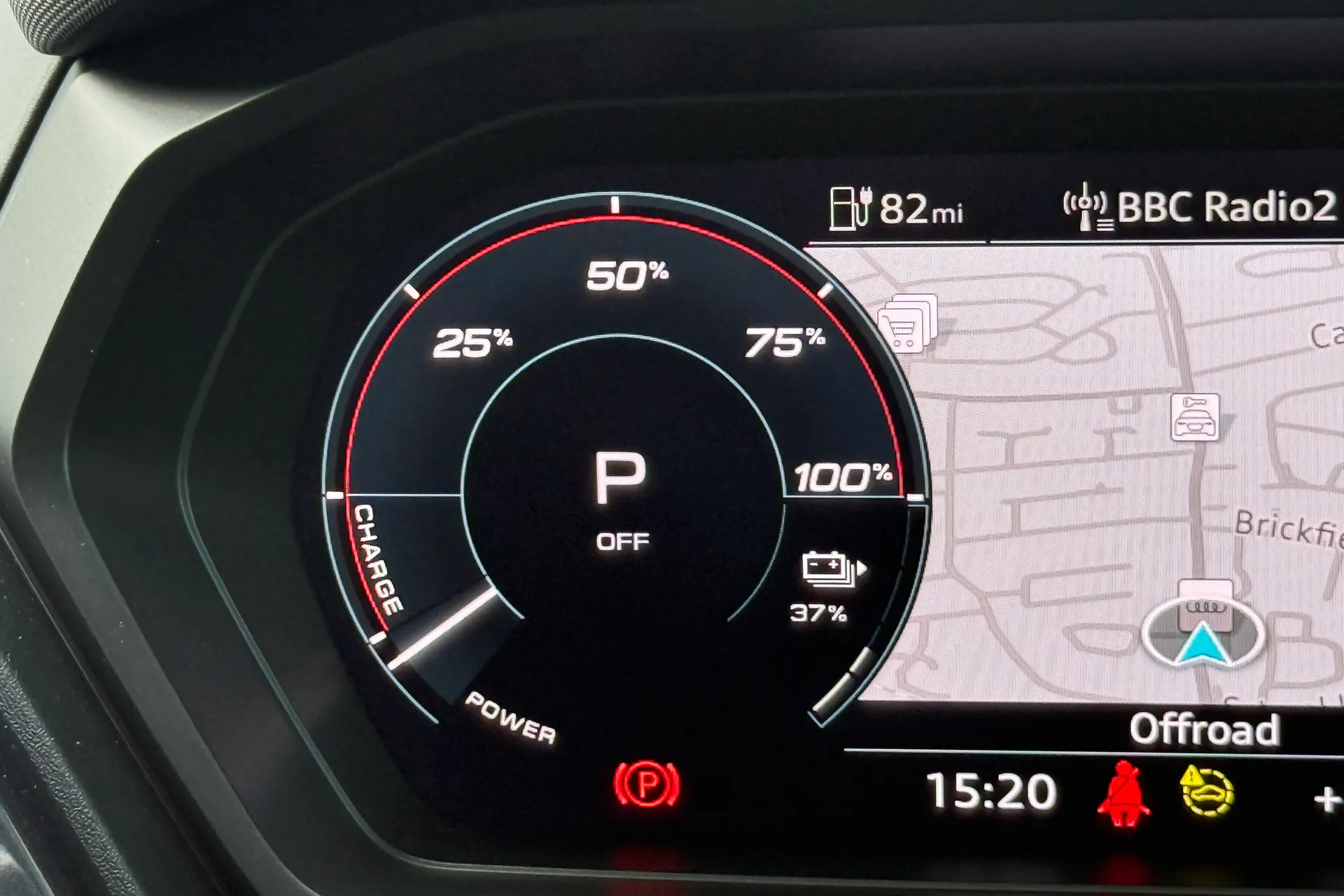 Audi Q4 thumbnail image number 12