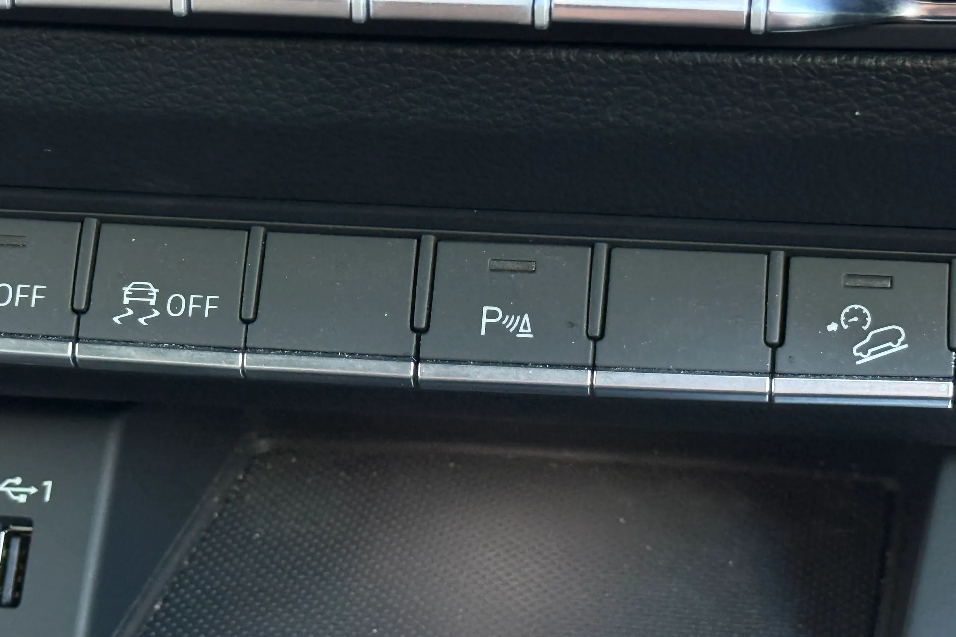 Audi Q5 thumbnail image number 25
